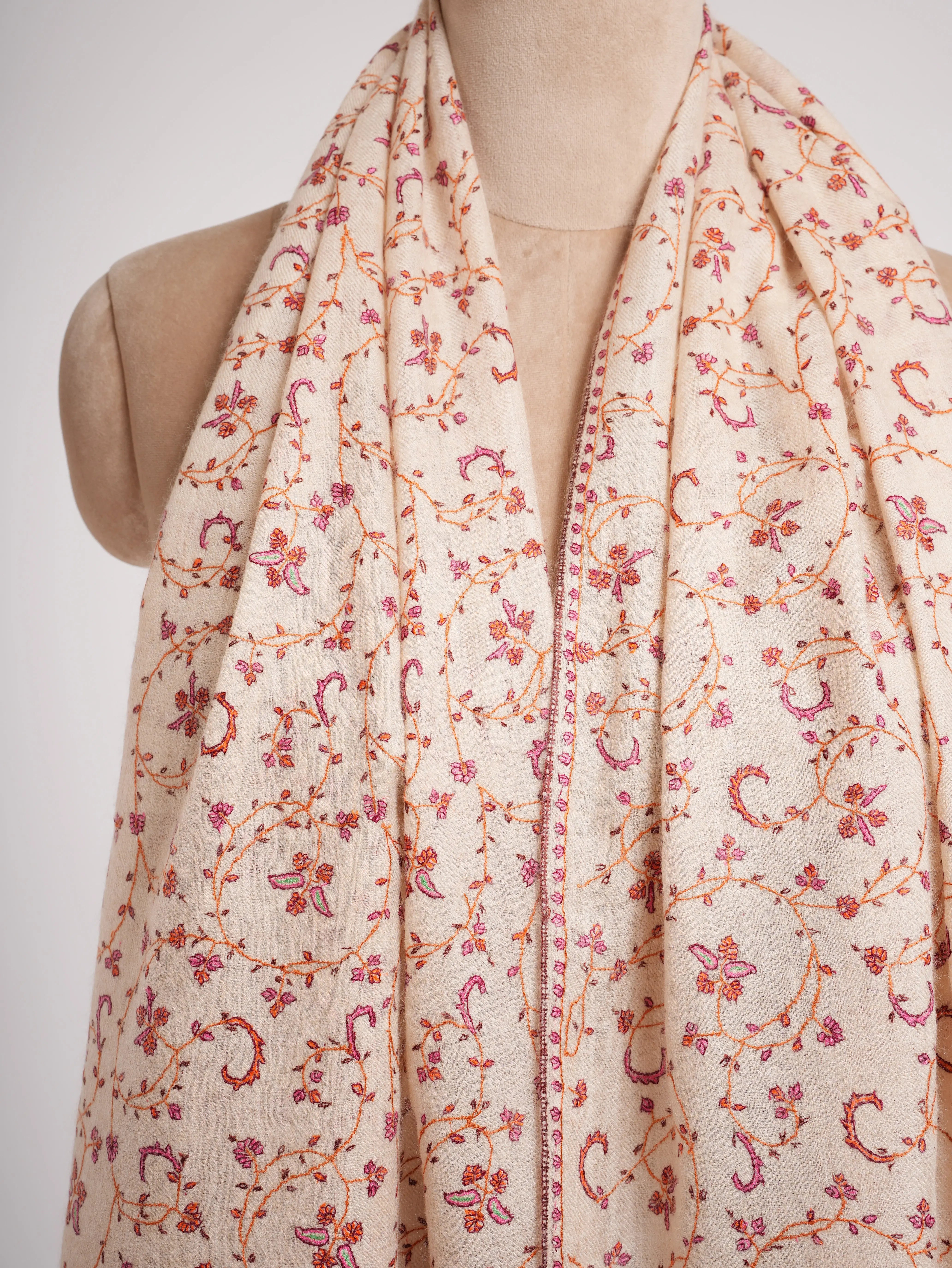 Ivory Sozni Embroidered Kashmiri Cashmere Scarf Shahkaar