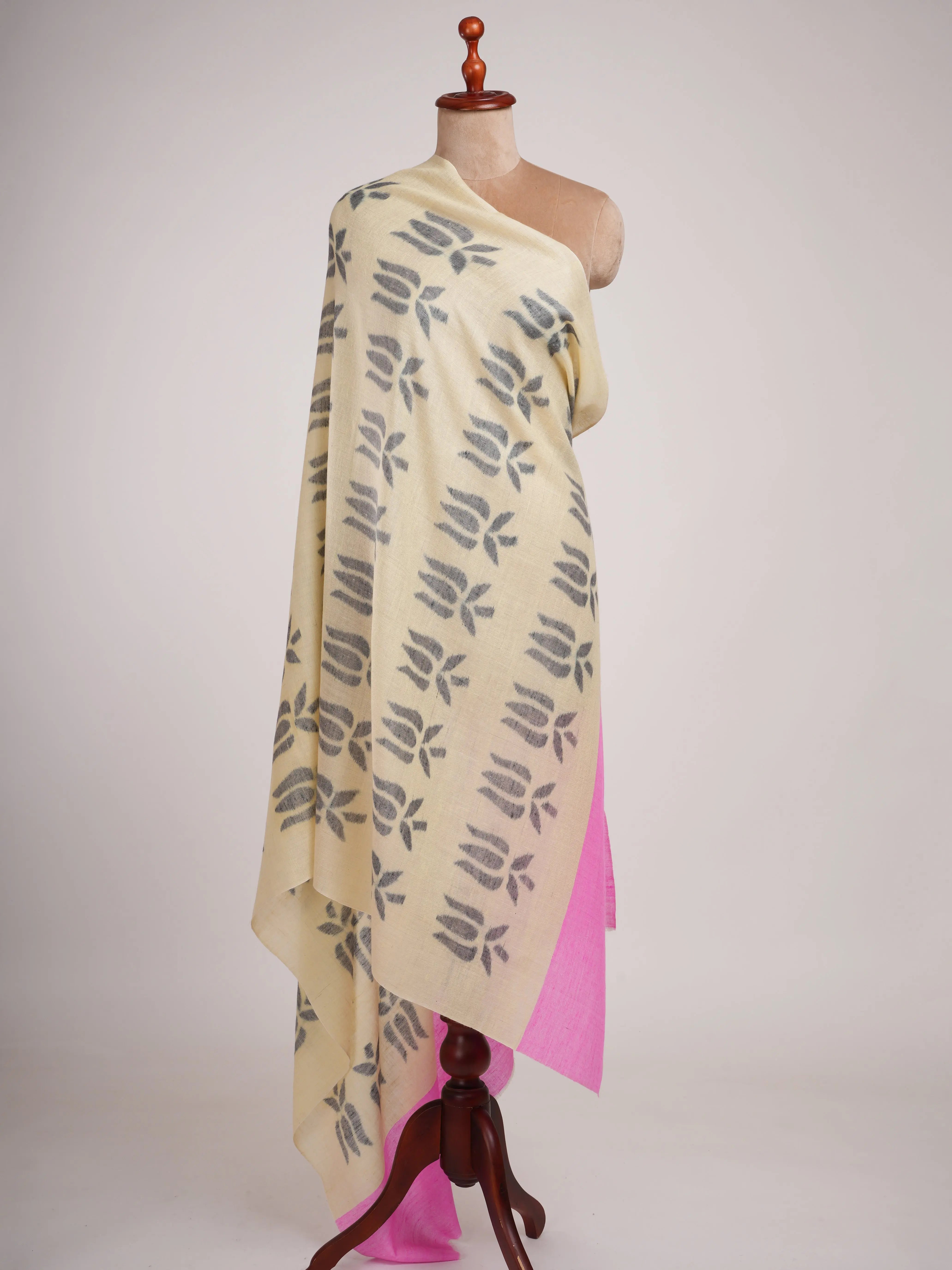 Lotus Ikat Pashmina Shawl in Pearl Black and Pink Color Shahkaar
