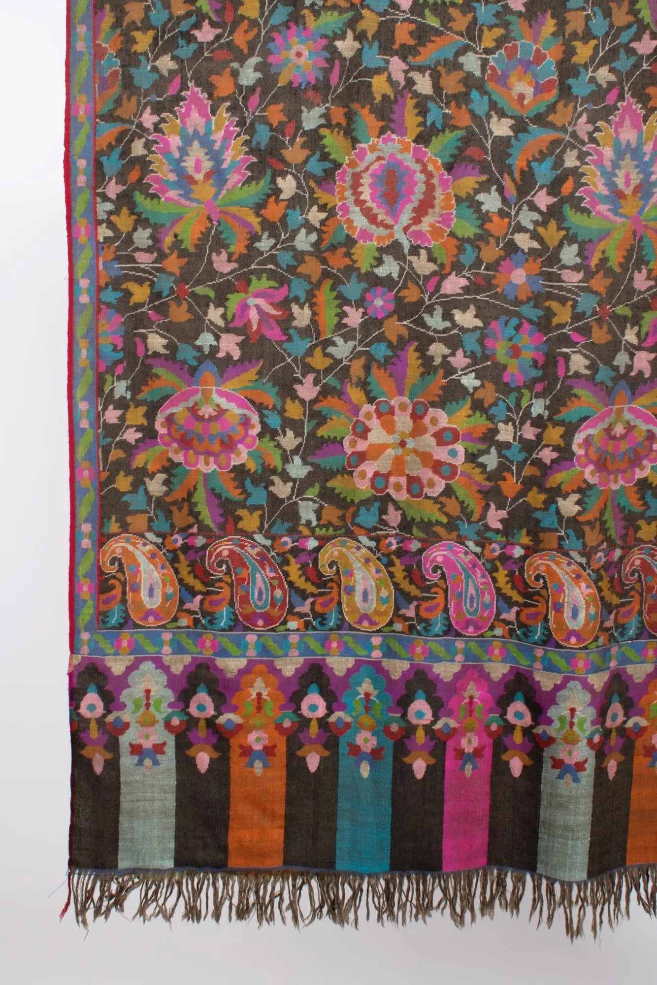 Luxuriously Warm Carbon Black Handloomed Kani Pashmina - WISBECH Shahkaar