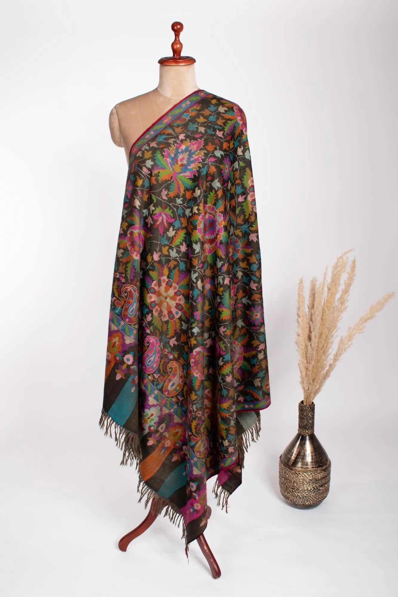 Luxuriously Warm Carbon Black Handloomed Kani Pashmina - WISBECH Shahkaar