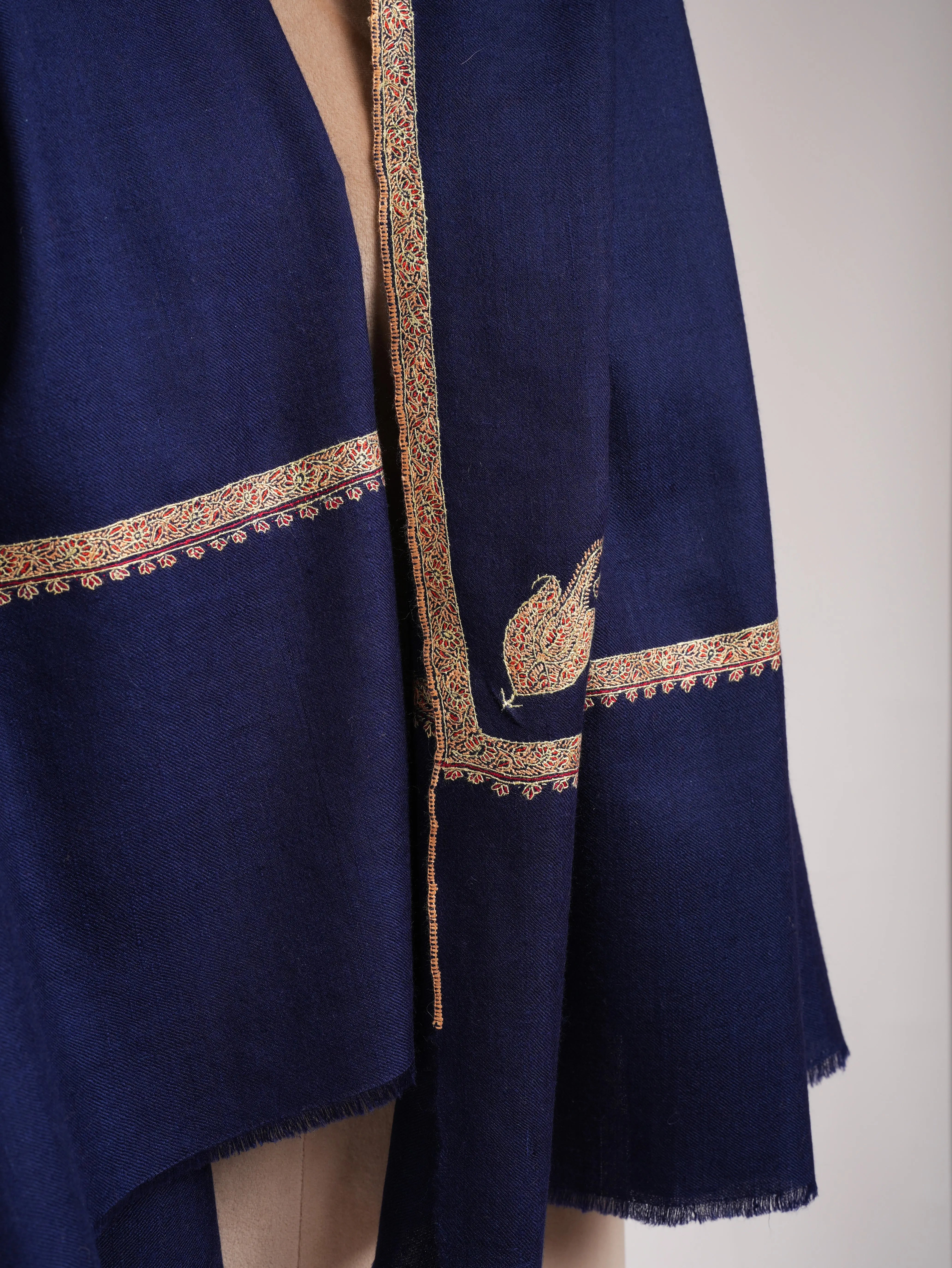 Minimalistic Embroidered Blue Pashmina Shawl Shahkaar