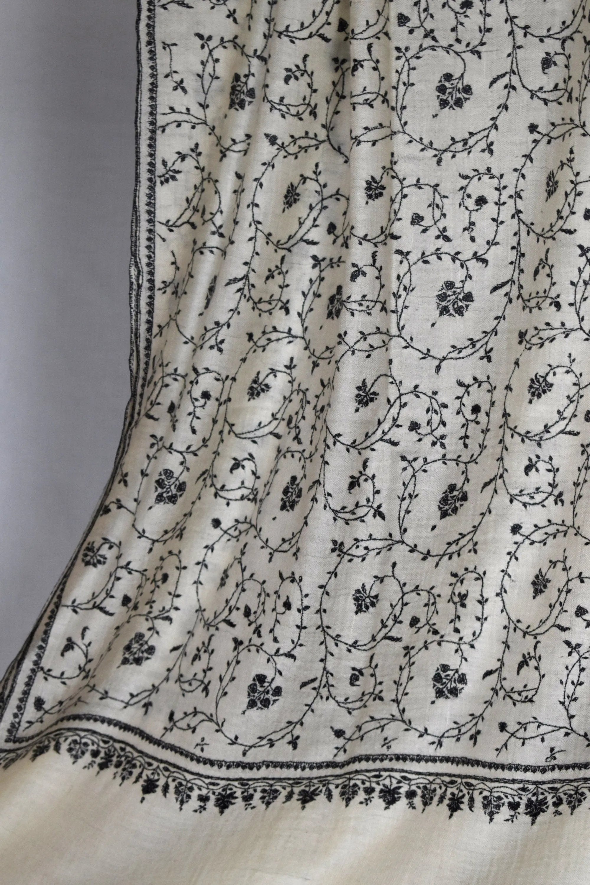 Monochrome Sozni Pure Pashmina/Cashmere Scarf Wrap Jali, Handwoven on Hand loom & Hand Embroided in Kashmir, Luxury, Masterpiece. Shahkaar