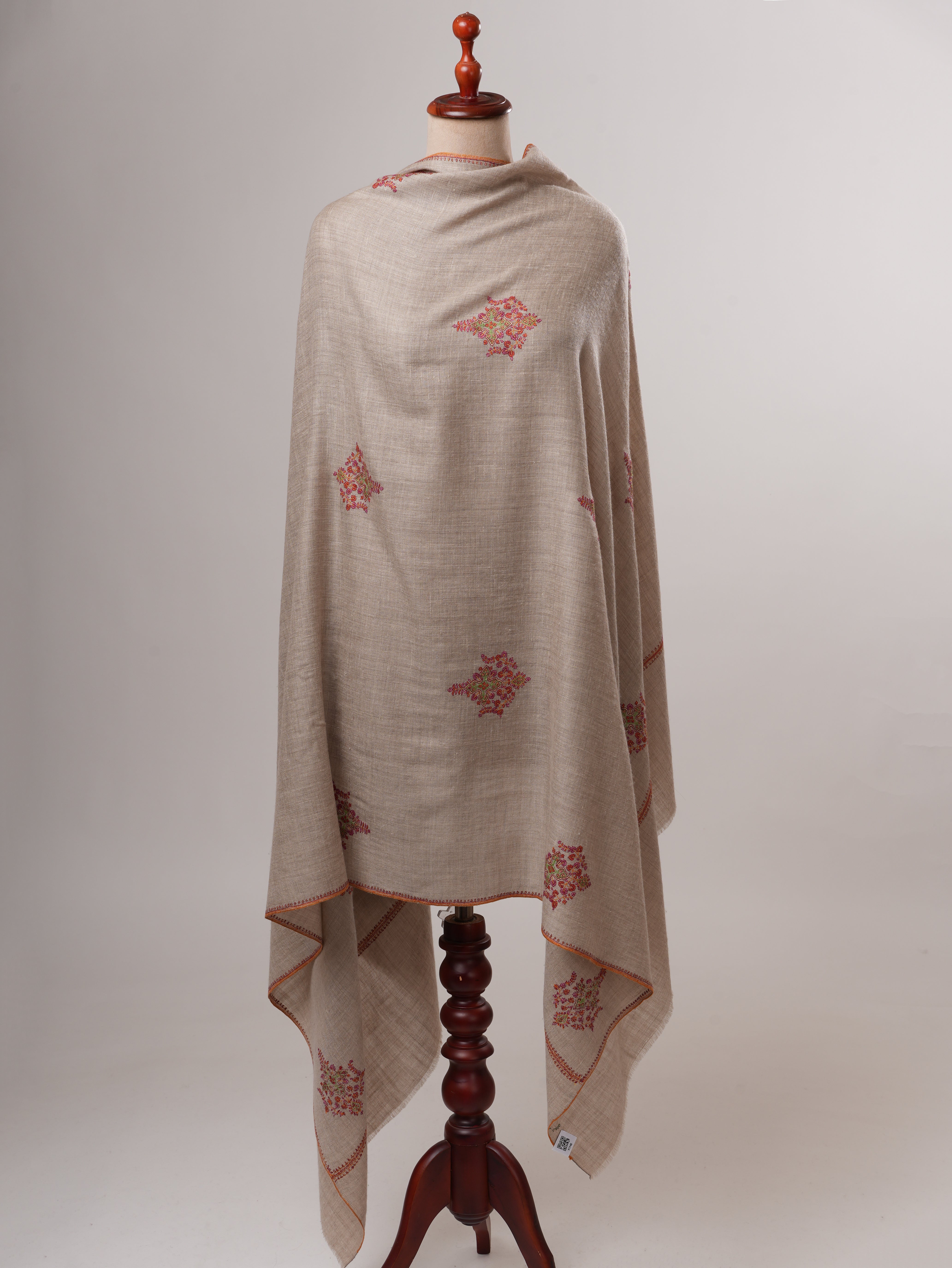 Natural Grey Hand Embroidered Buteh Kashmiri Pashmina Shawl Shahkaar