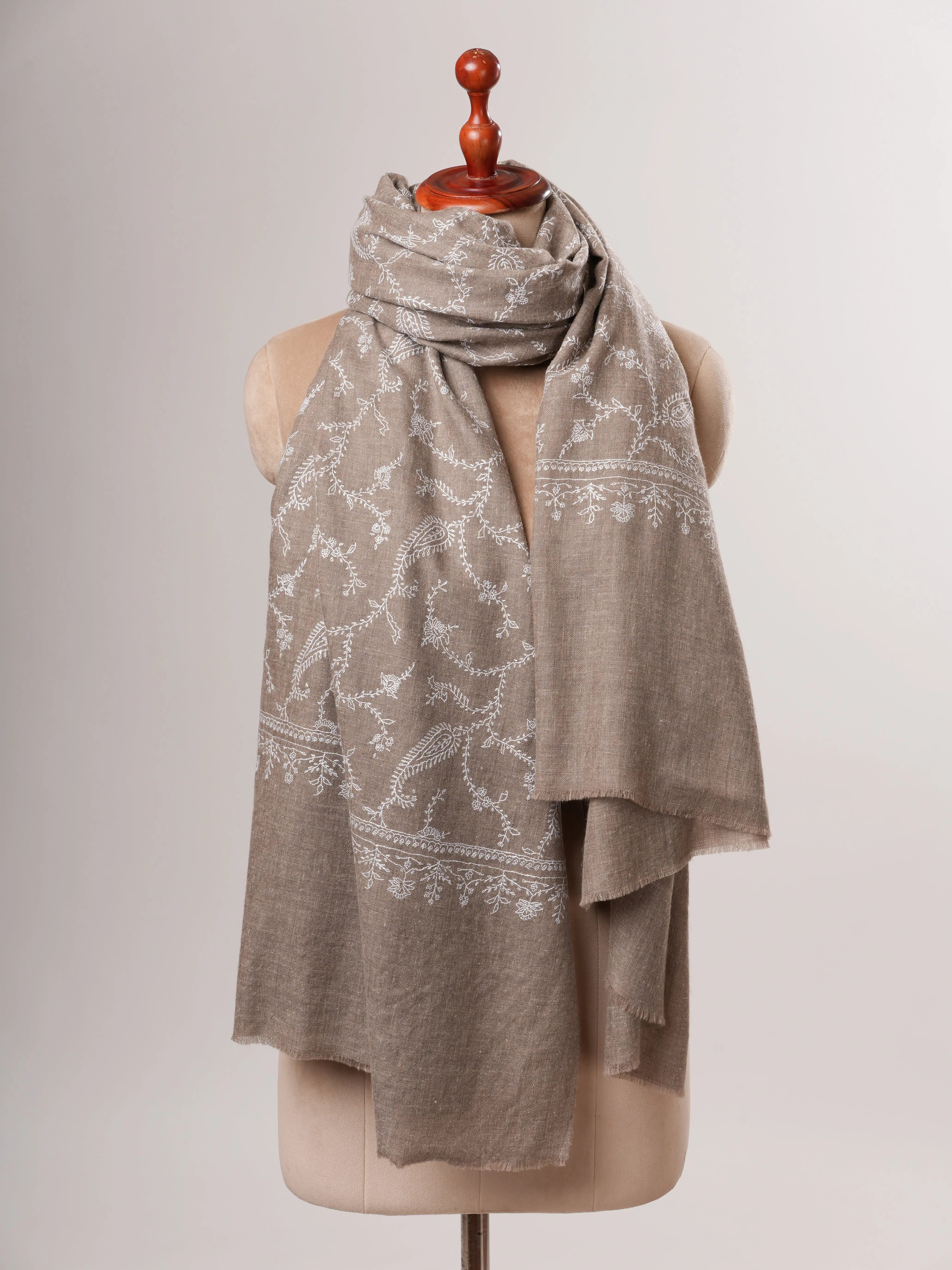 Natural Grey Kashmiri Pashmina Shawl with White Sozni Embroidery - Shahkaar