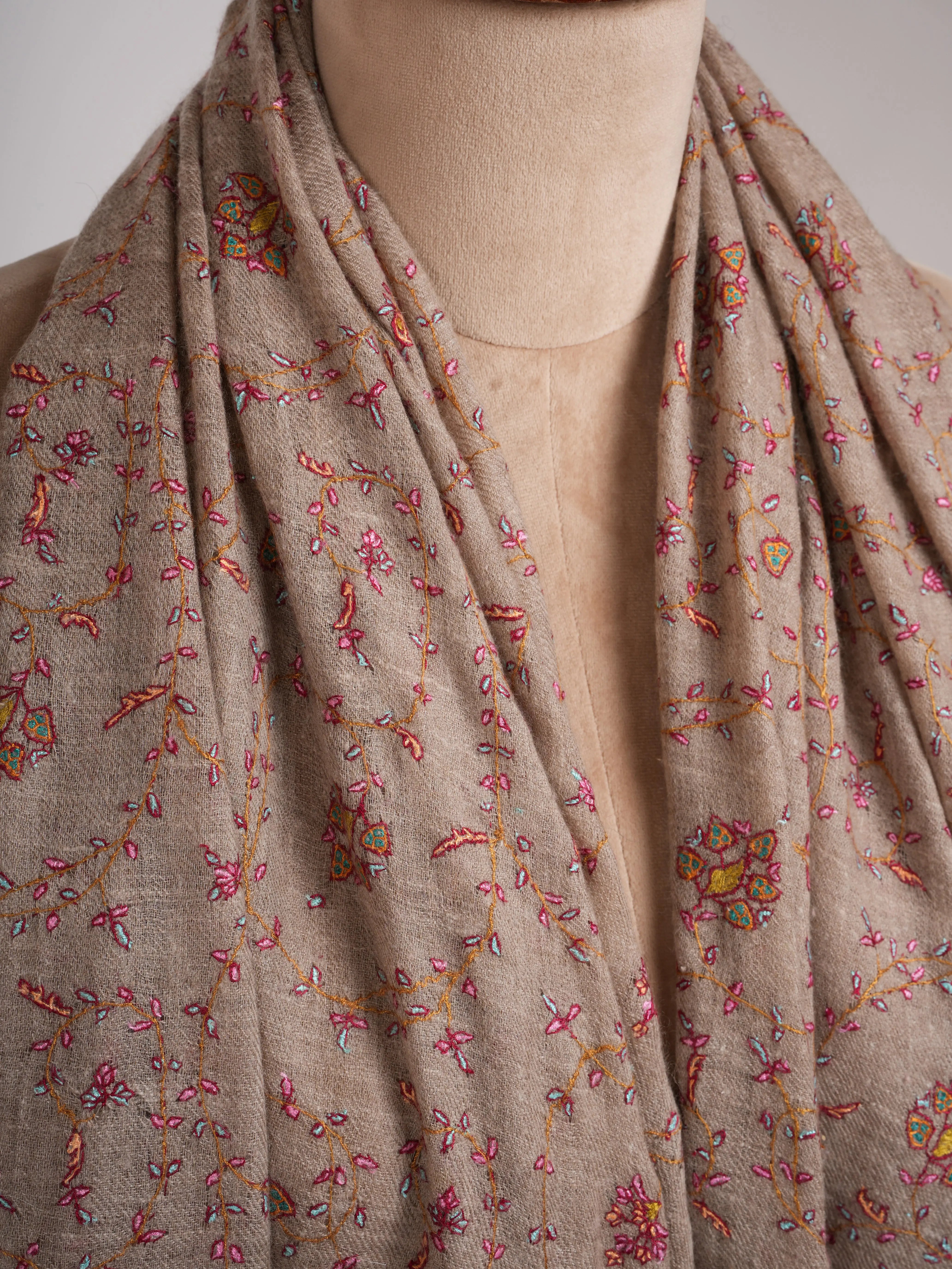 Natural Zati Handmade Featherlight Pure Pashmina Shawl Shahkaar
