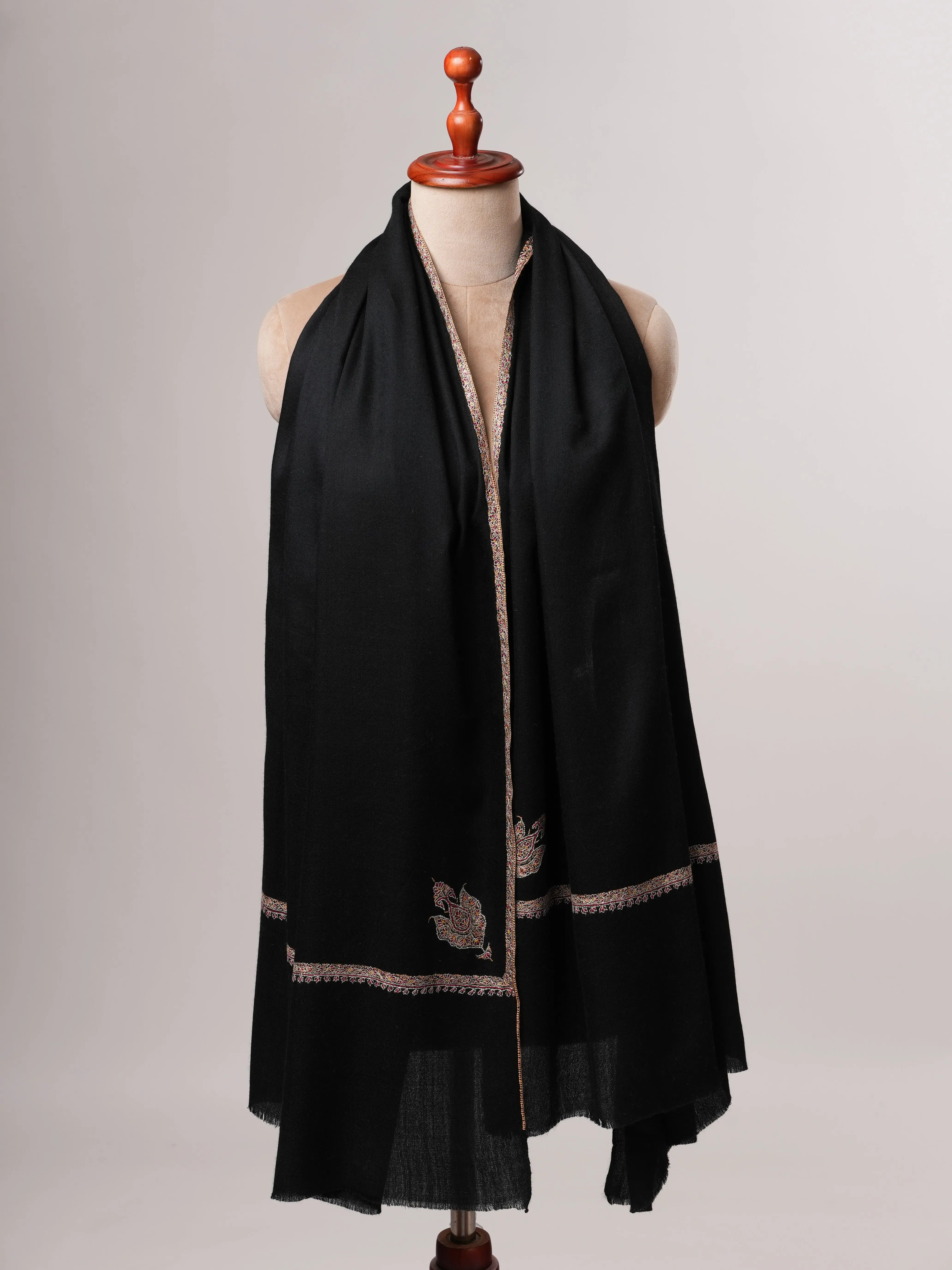 Soft Kashmiri Cashmere Scarf Featuring Fine Bail Handwork Shahkaar