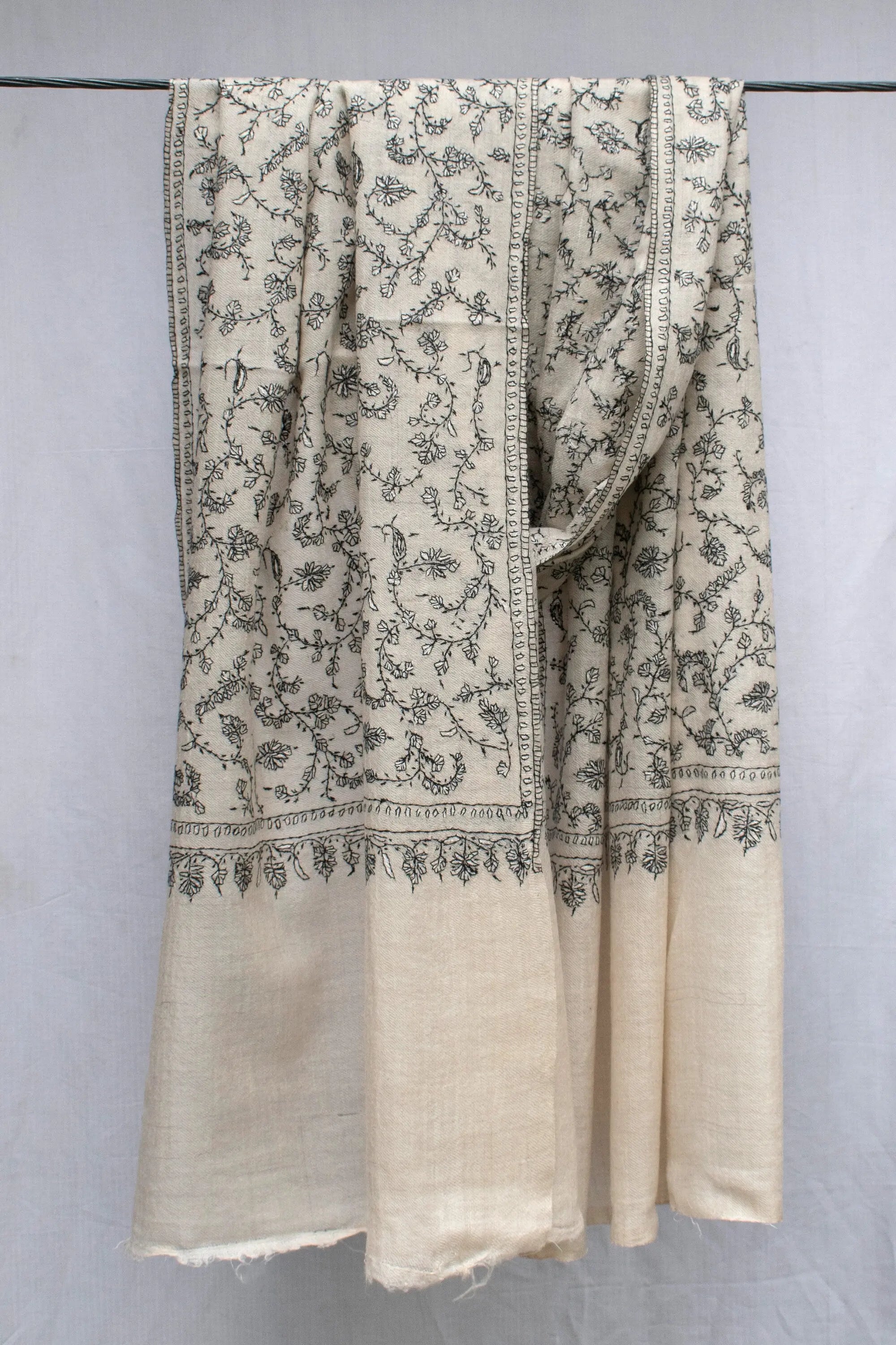 THE GREAT WINTERSALE Sozni Pure Pashmina Scarf Cashmere Wrap Jali, Handwoven, Handloom, Hand Embroidered Shahkaar