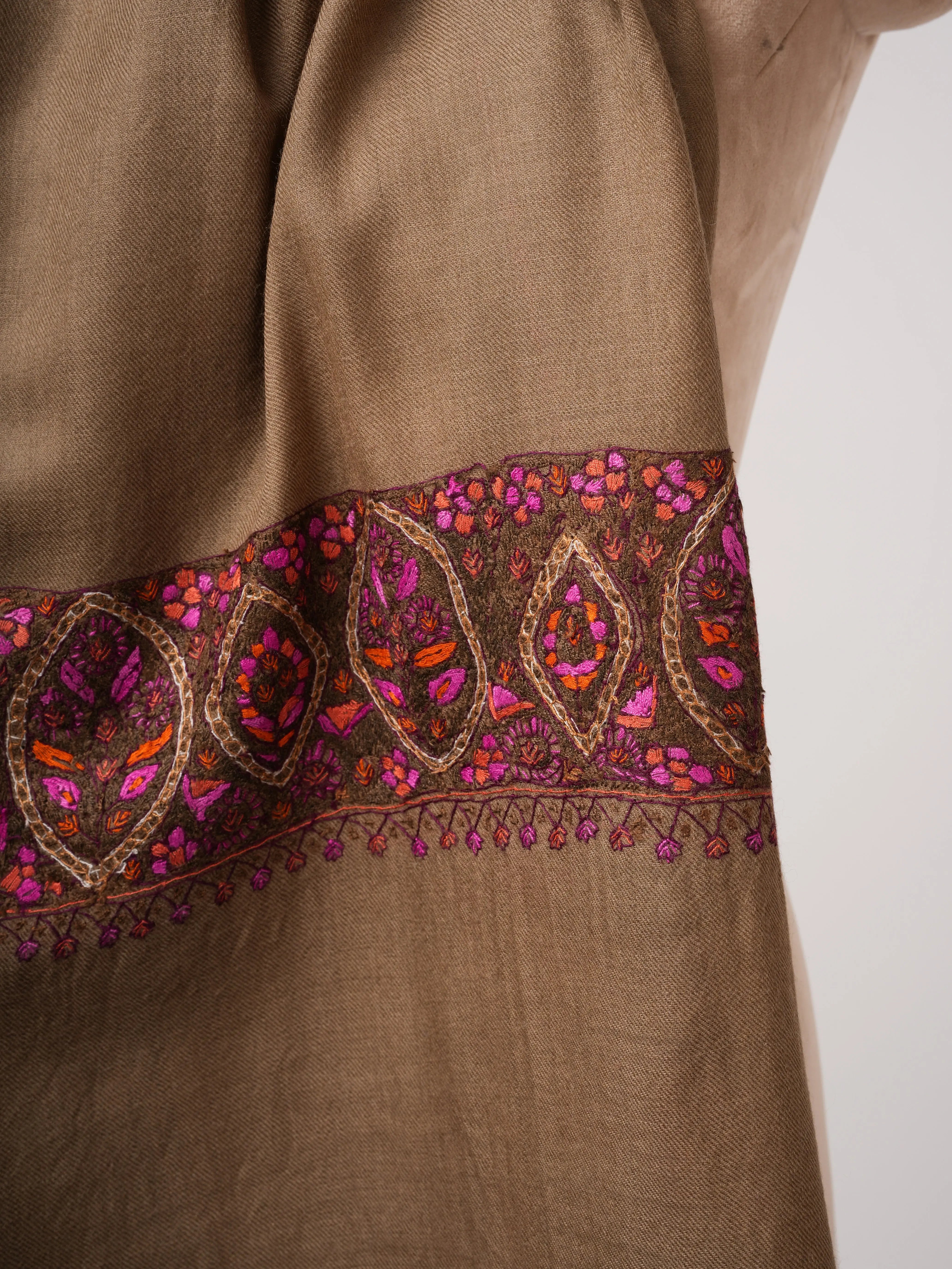 Toosh Silk Wool Scarf with Hand Embroidered Palla Shahkaar