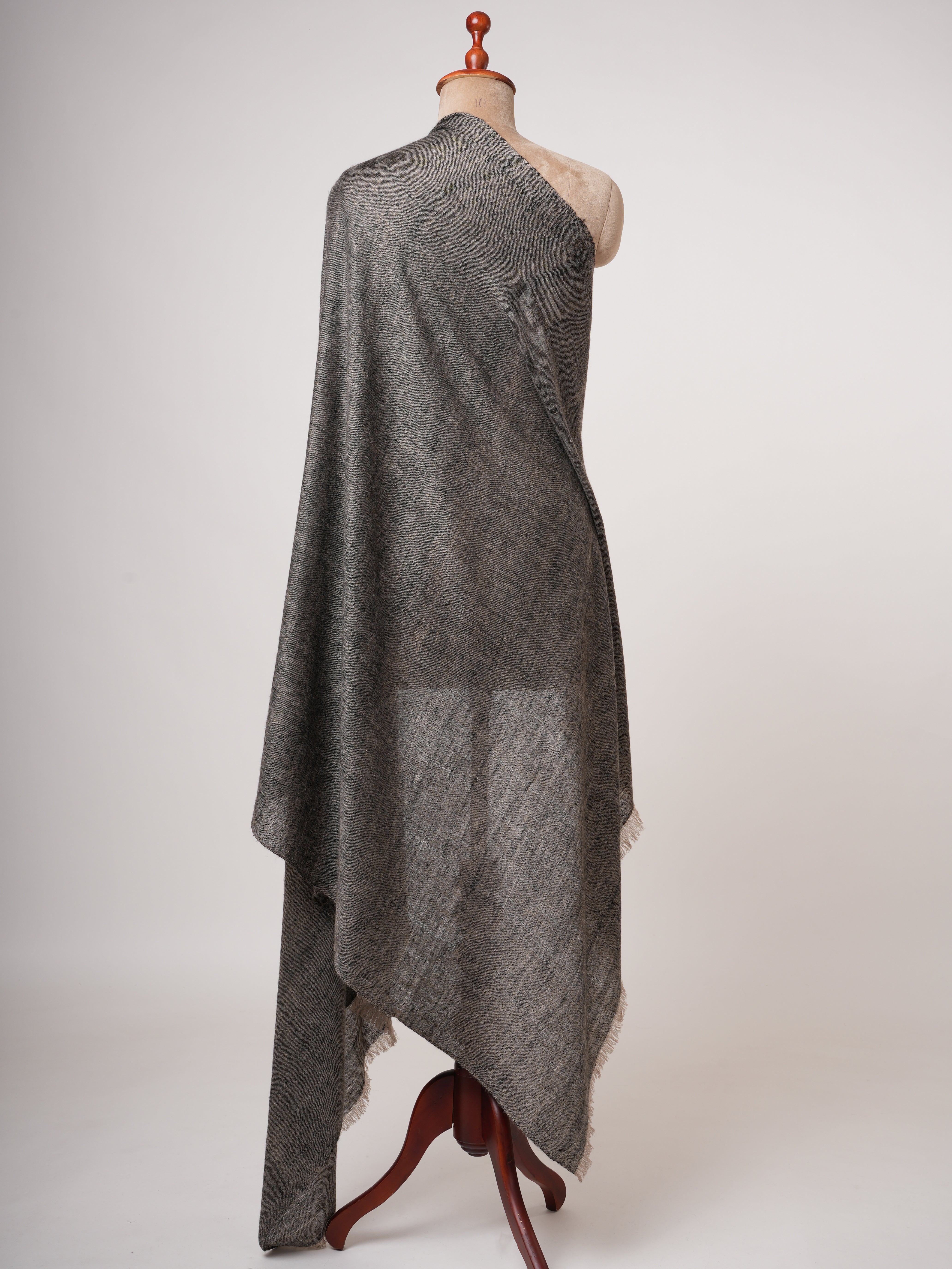 Carbon Black Handwoven Handspun Baby Soft Pashmina Shawl – Pure Luxury