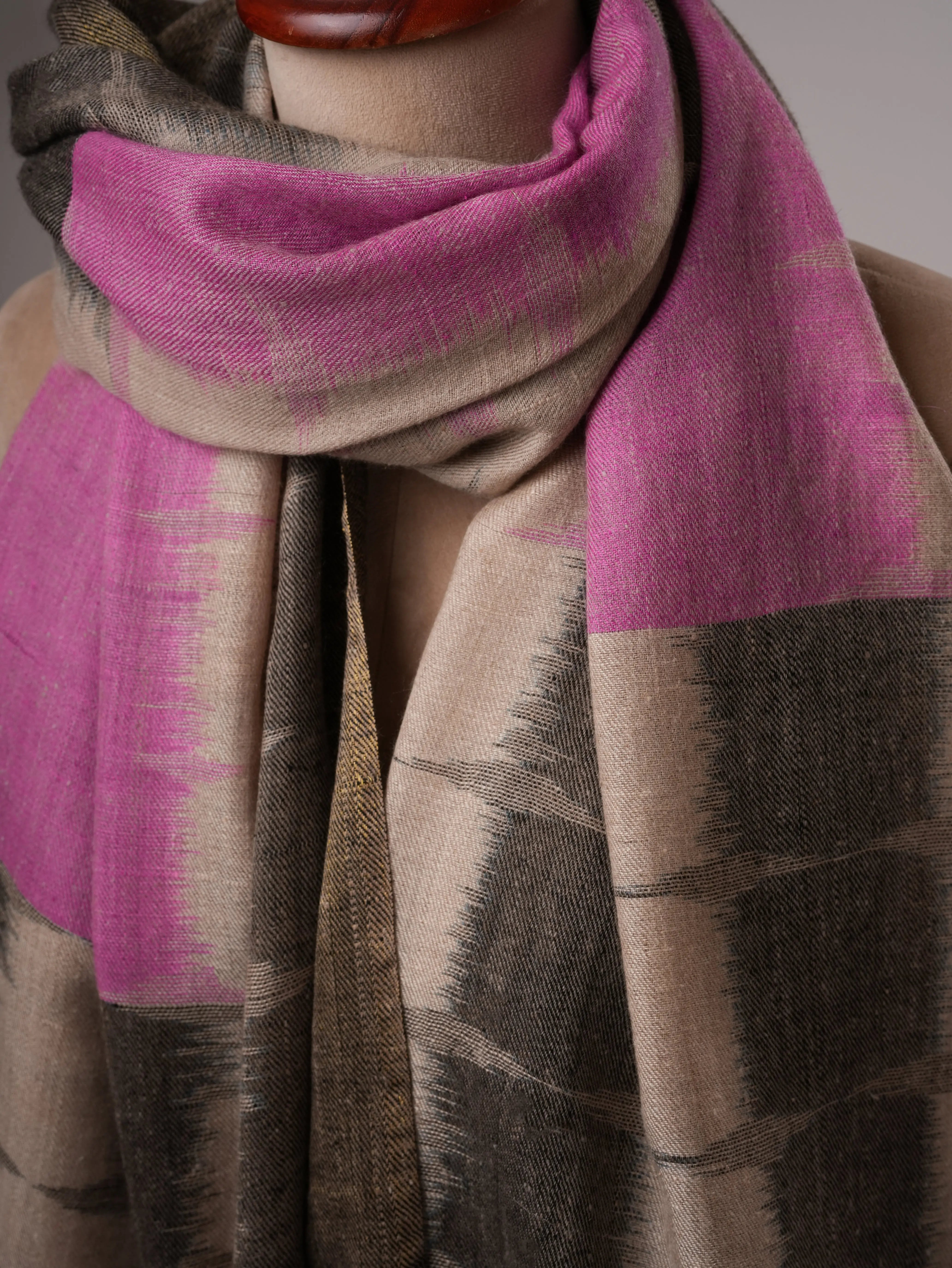 Ikat Handloom Pashmina Shawl in Pink Black with Zari End Detailing Shahkaar