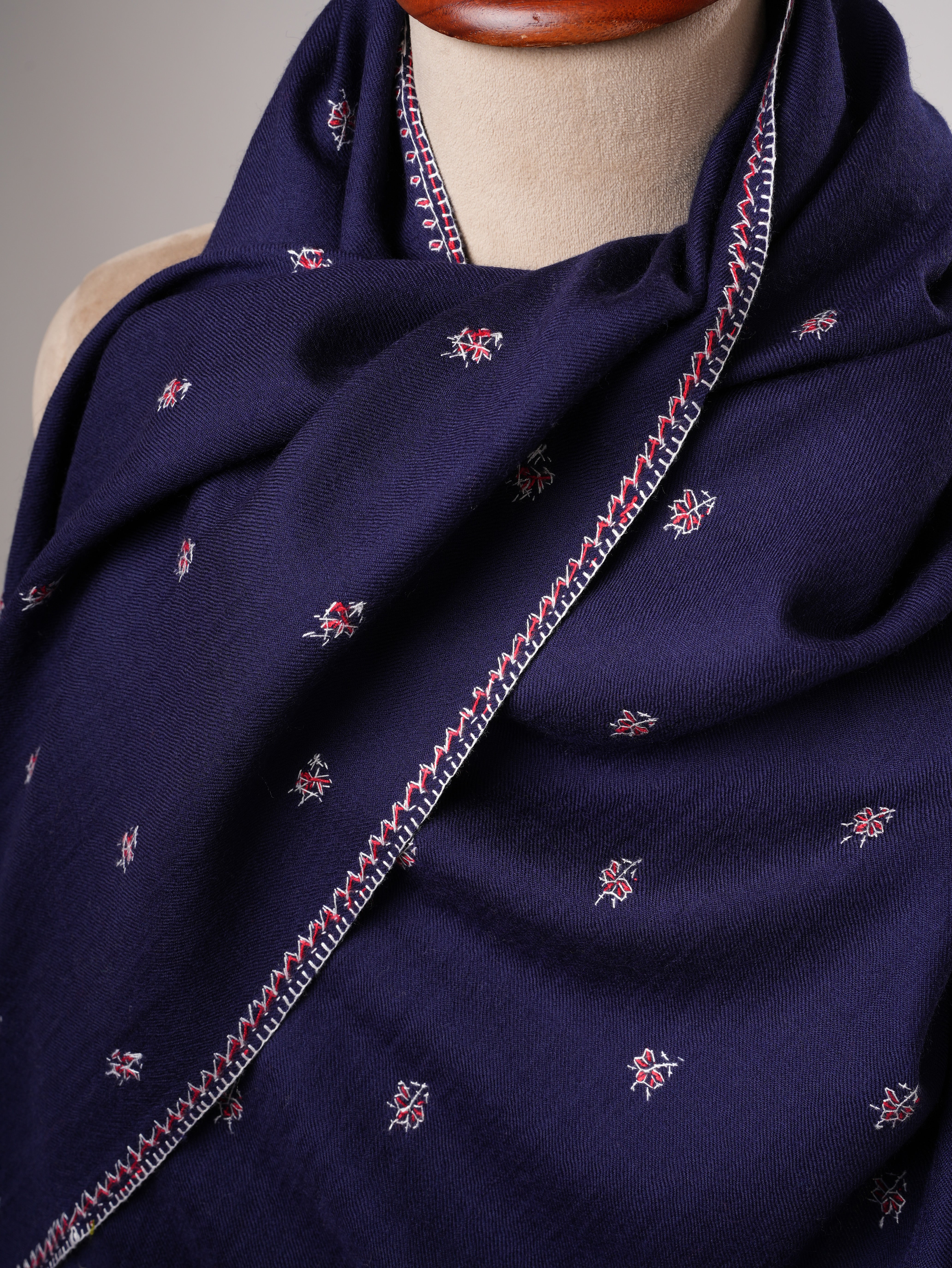 Dark Blue Buteh Embroidered Fine Wool Kashmiri Shawl – Handcrafted Luxury Wrap Shahkaar
