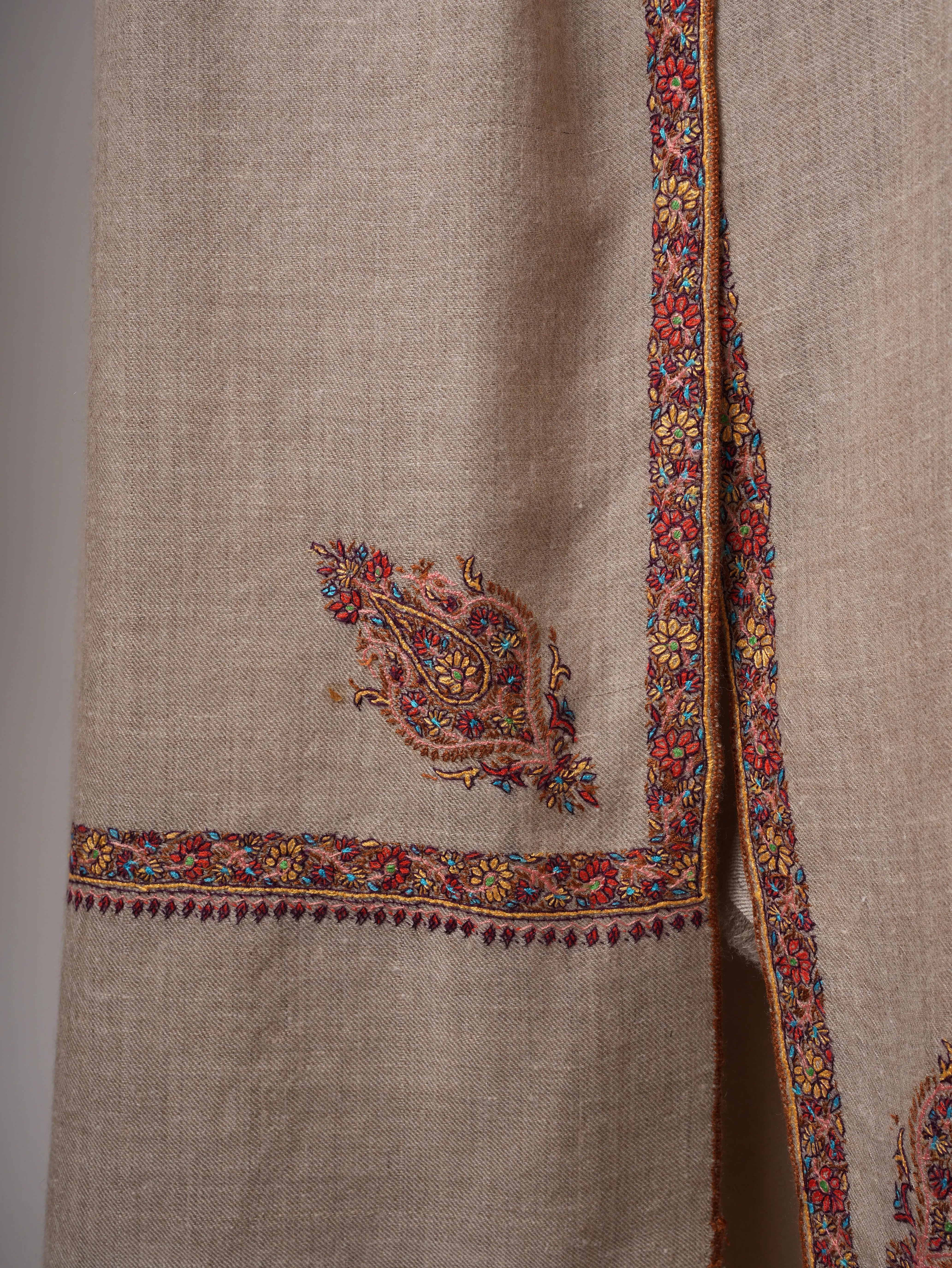 Natural Grey Hashia Embroidered Kashmiri Pashmina Shawl – Soft Timeless Luxury Shahkaar