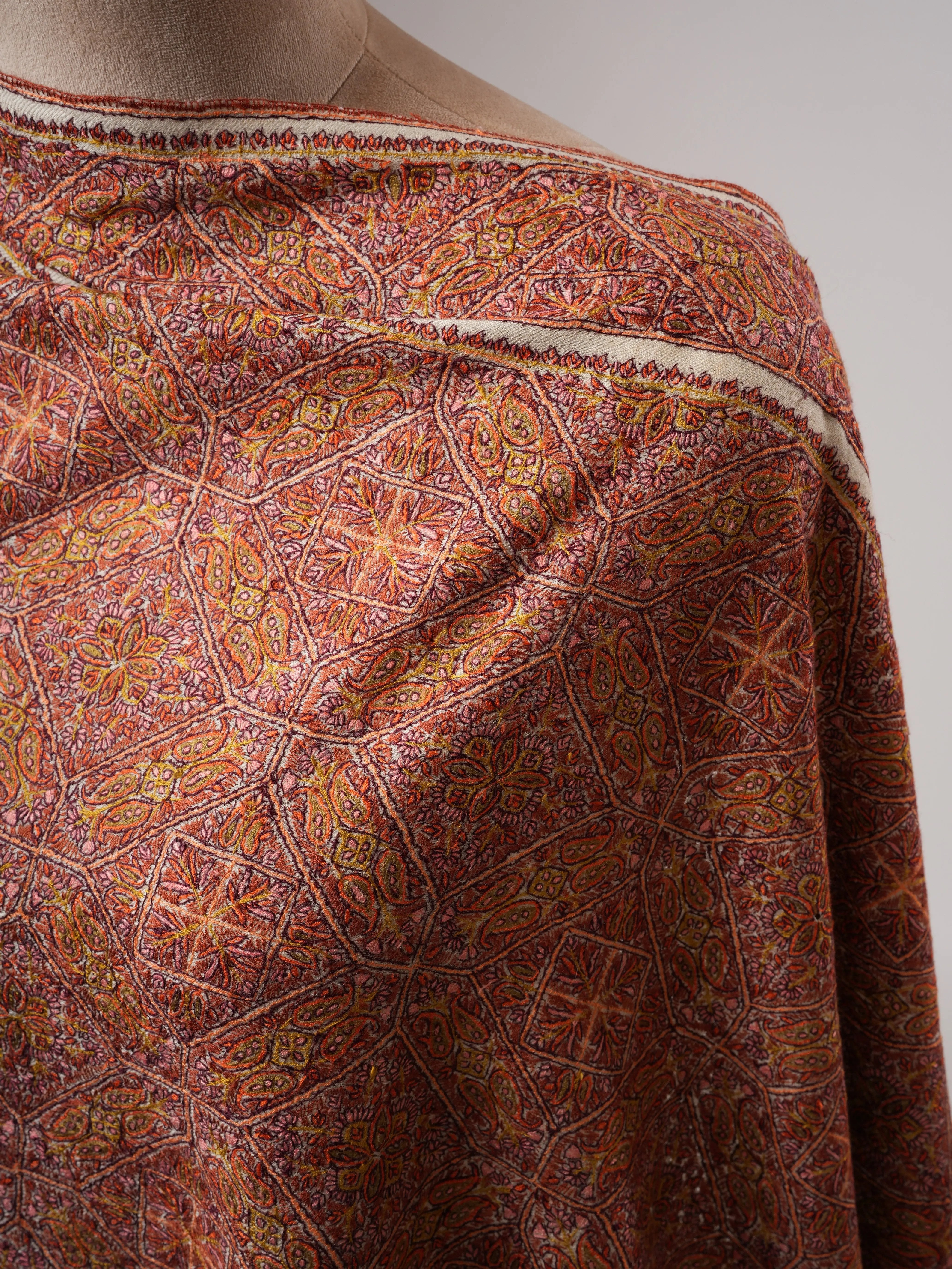 Ivory Classic Jamavar Pashmina Shawl with Intricate Sozni Hand Embroidery Shahkaar