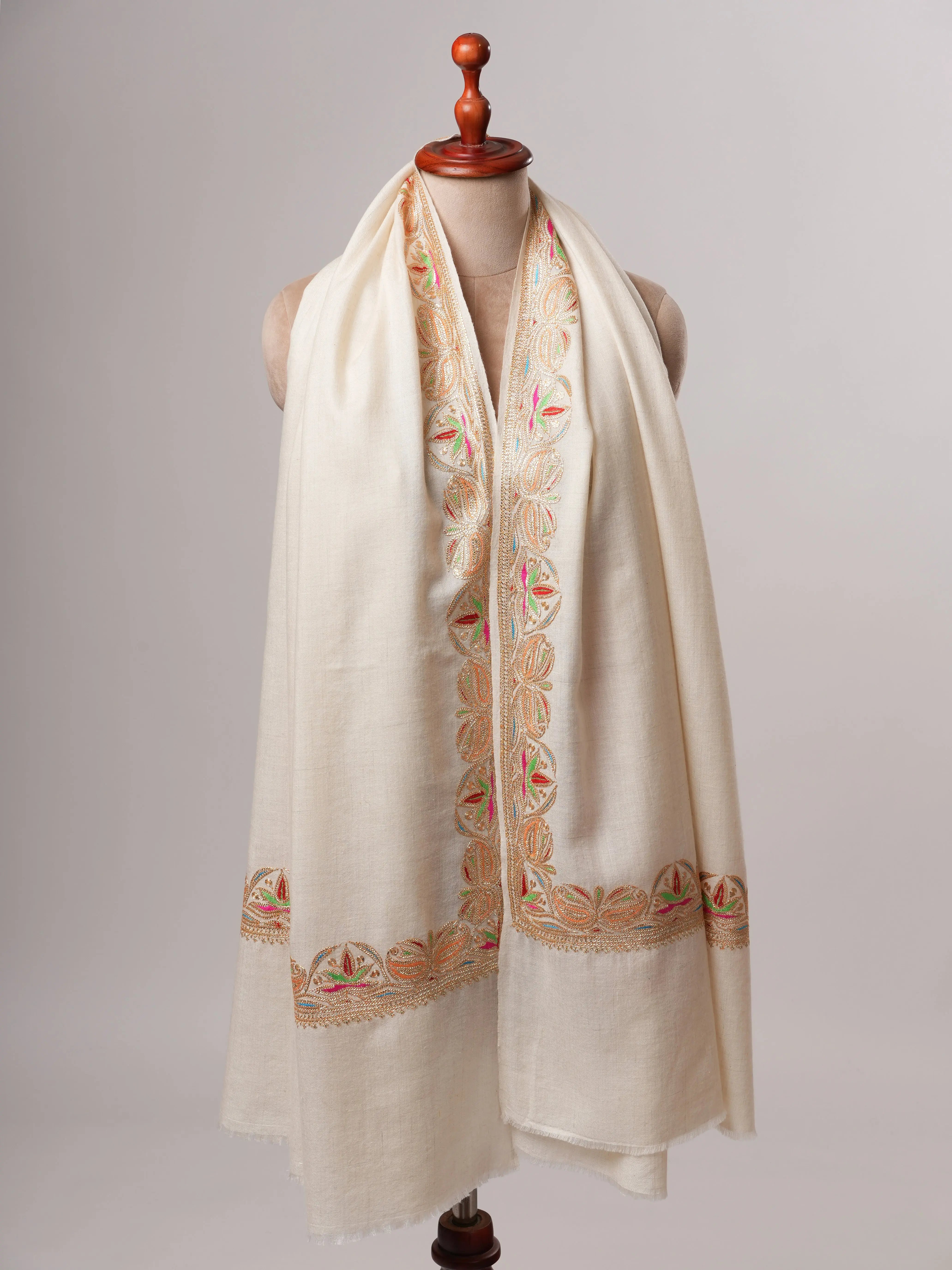 Ivory Daur Dar Pashmina Shawl with Gold Tilla and Sozni Hand Embroidery Shahkaar