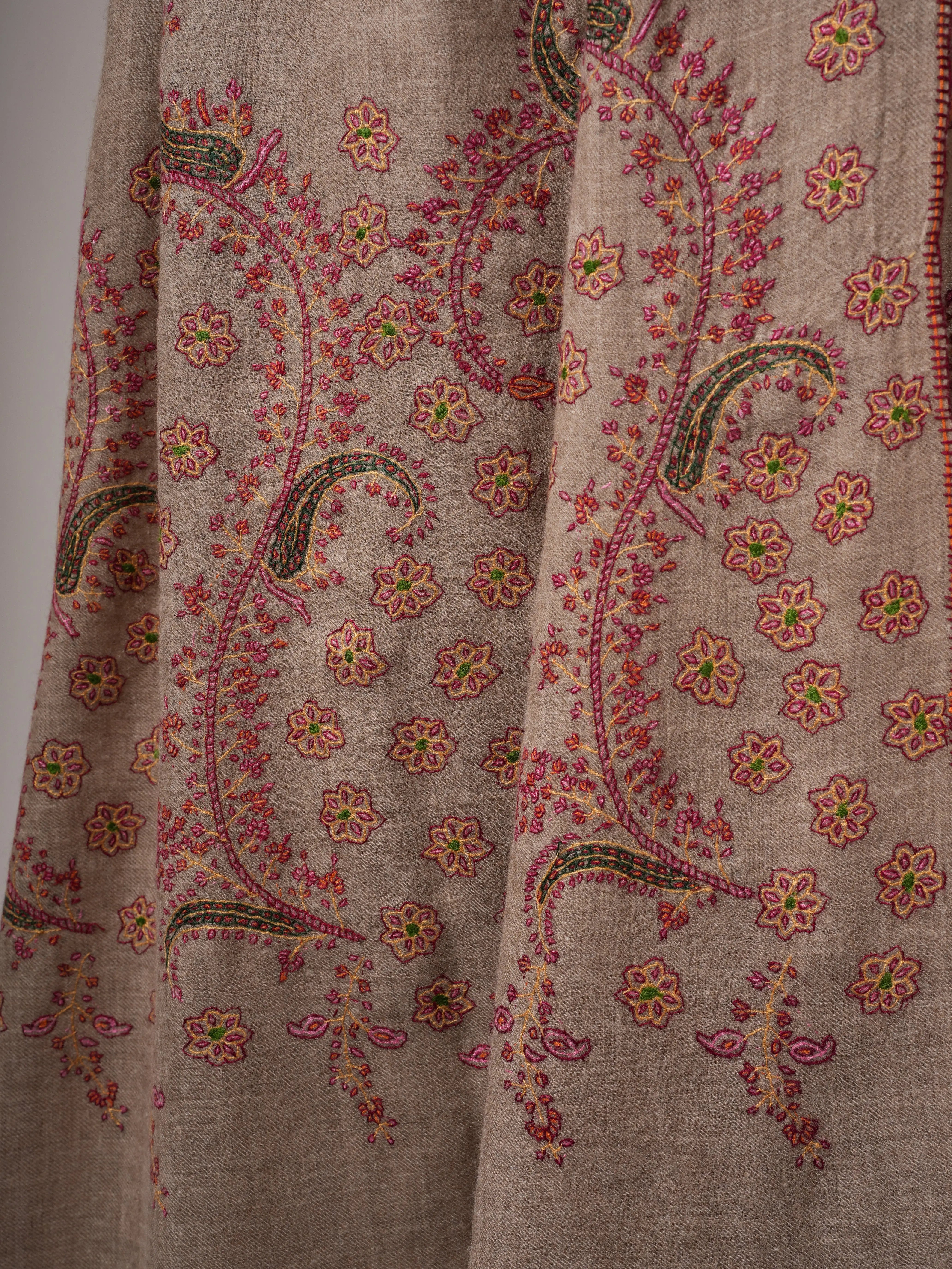 Grey Pashmina Shawl – Handwoven with Sozni Embroidery Shahkaar