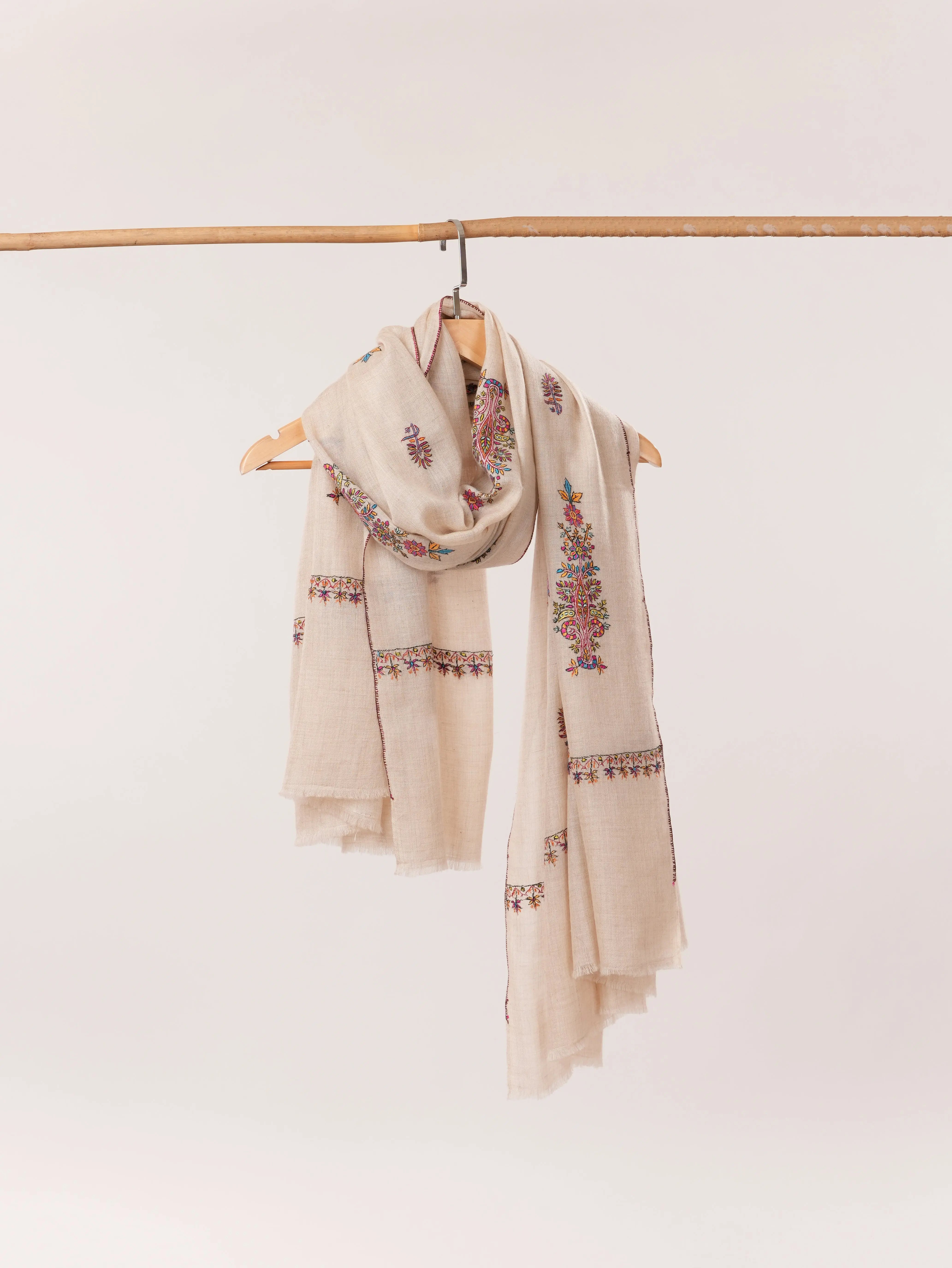 Natural Off White Handwoven Pashmina Shawl with Kashmiri Buteh Hand Embroidery Shahkaar.com