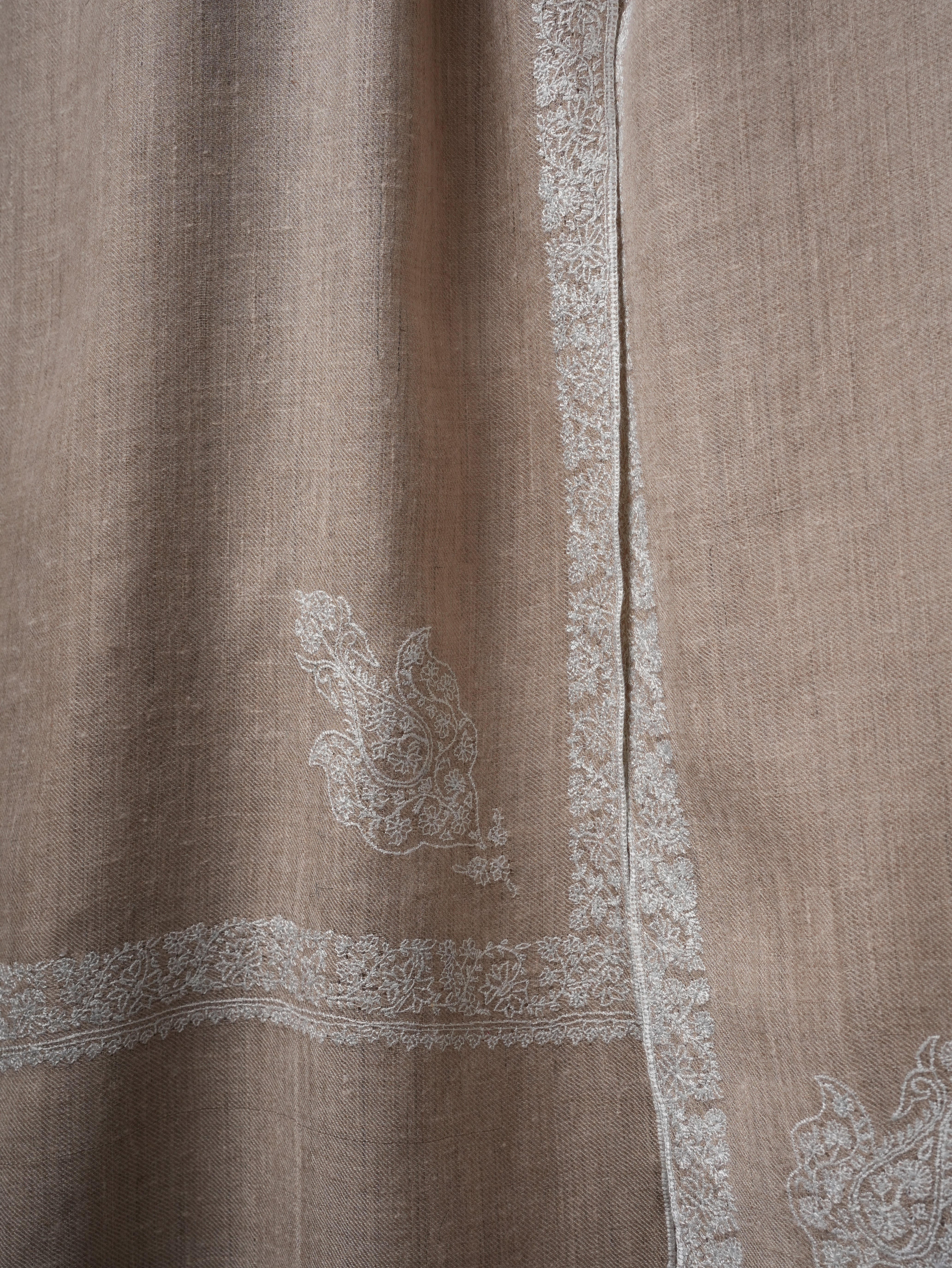 White Sozni Embroidered Pashmina Shawl with Hashia Motifs Shahkaar