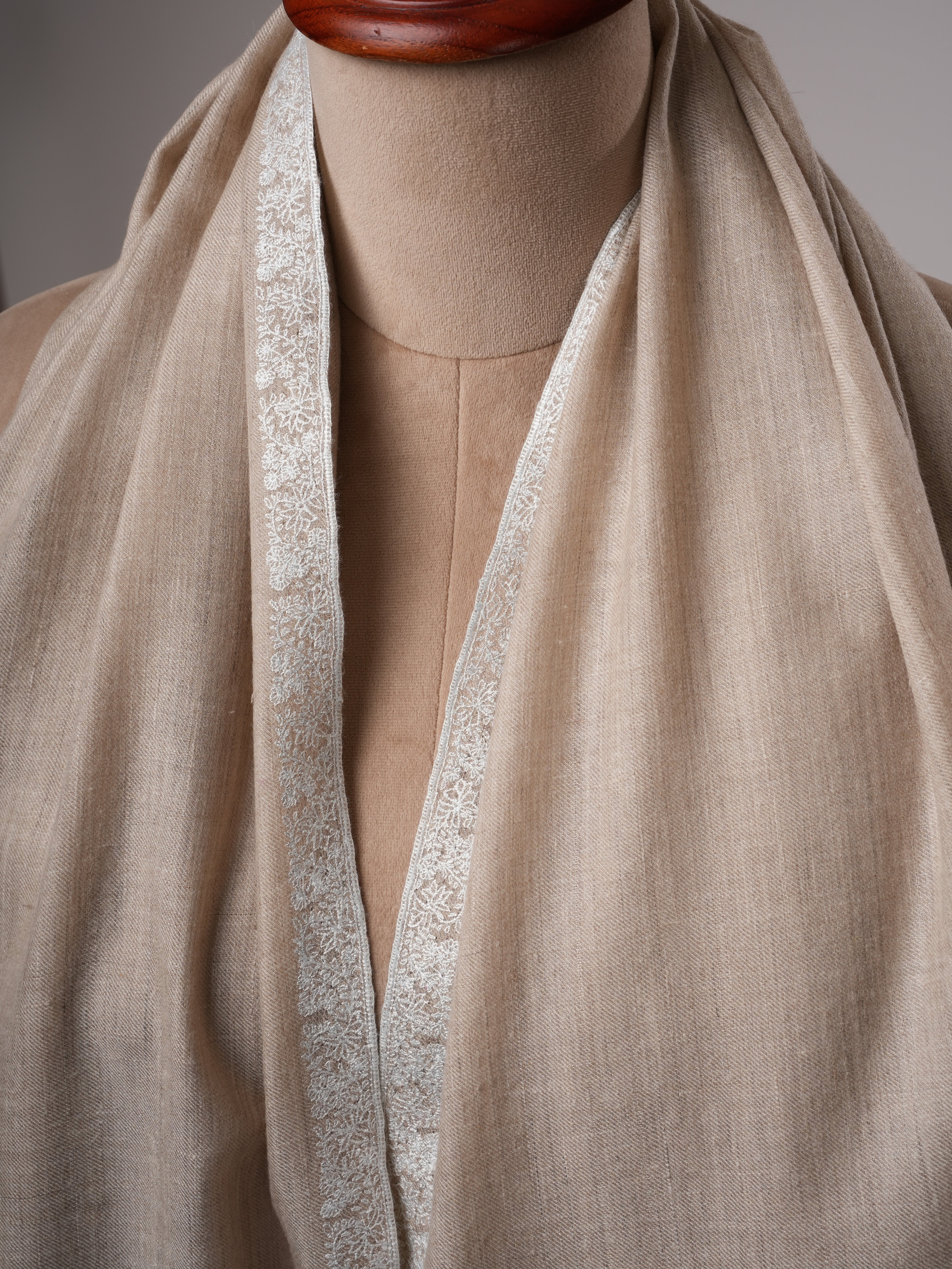 White Sozni Embroidered Pashmina Shawl with Hashia Motifs Shahkaar