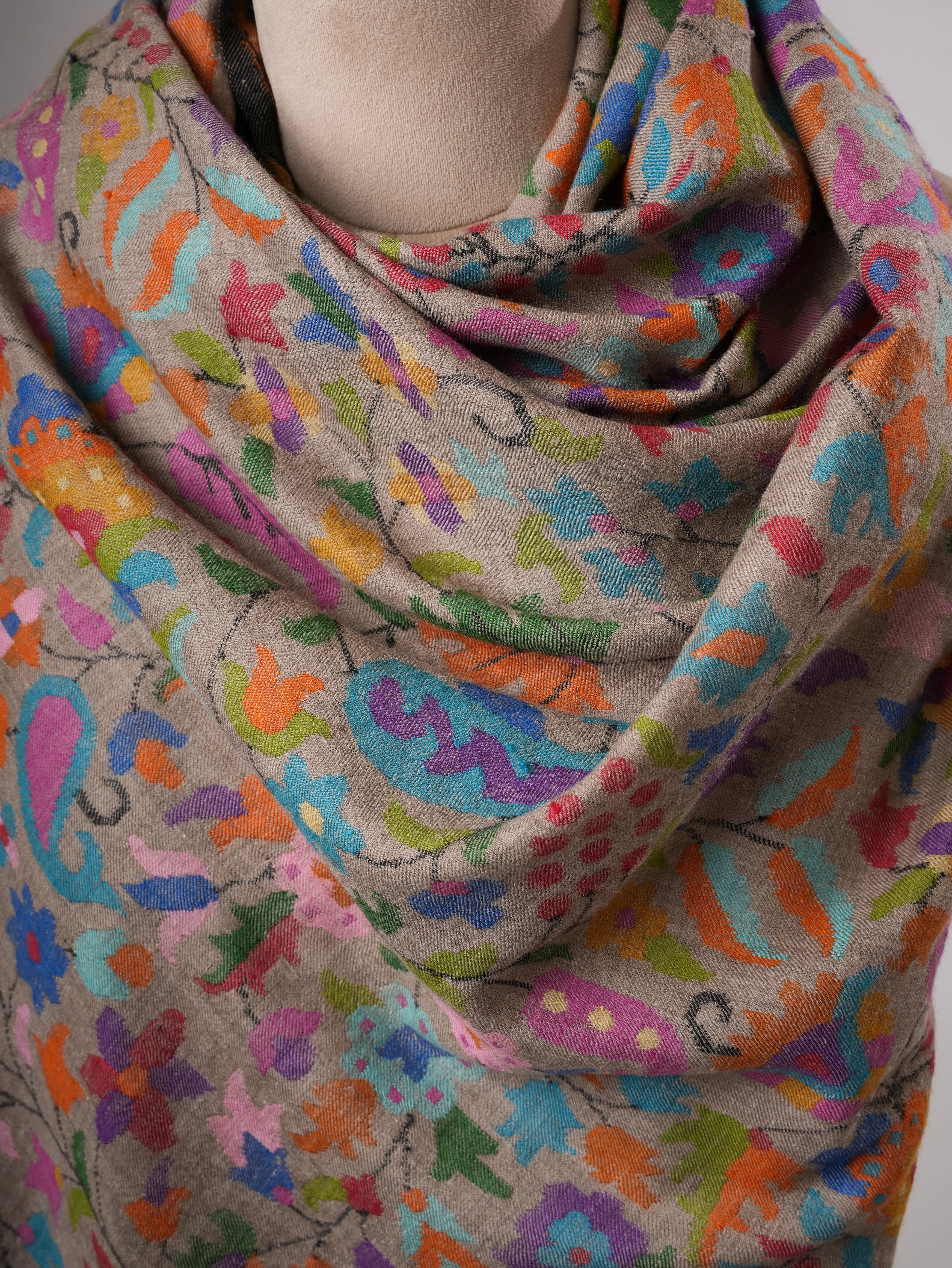 Natural Grey Oversized Kani Pashmina Wrap with Multicolor Motifs Shahkaar