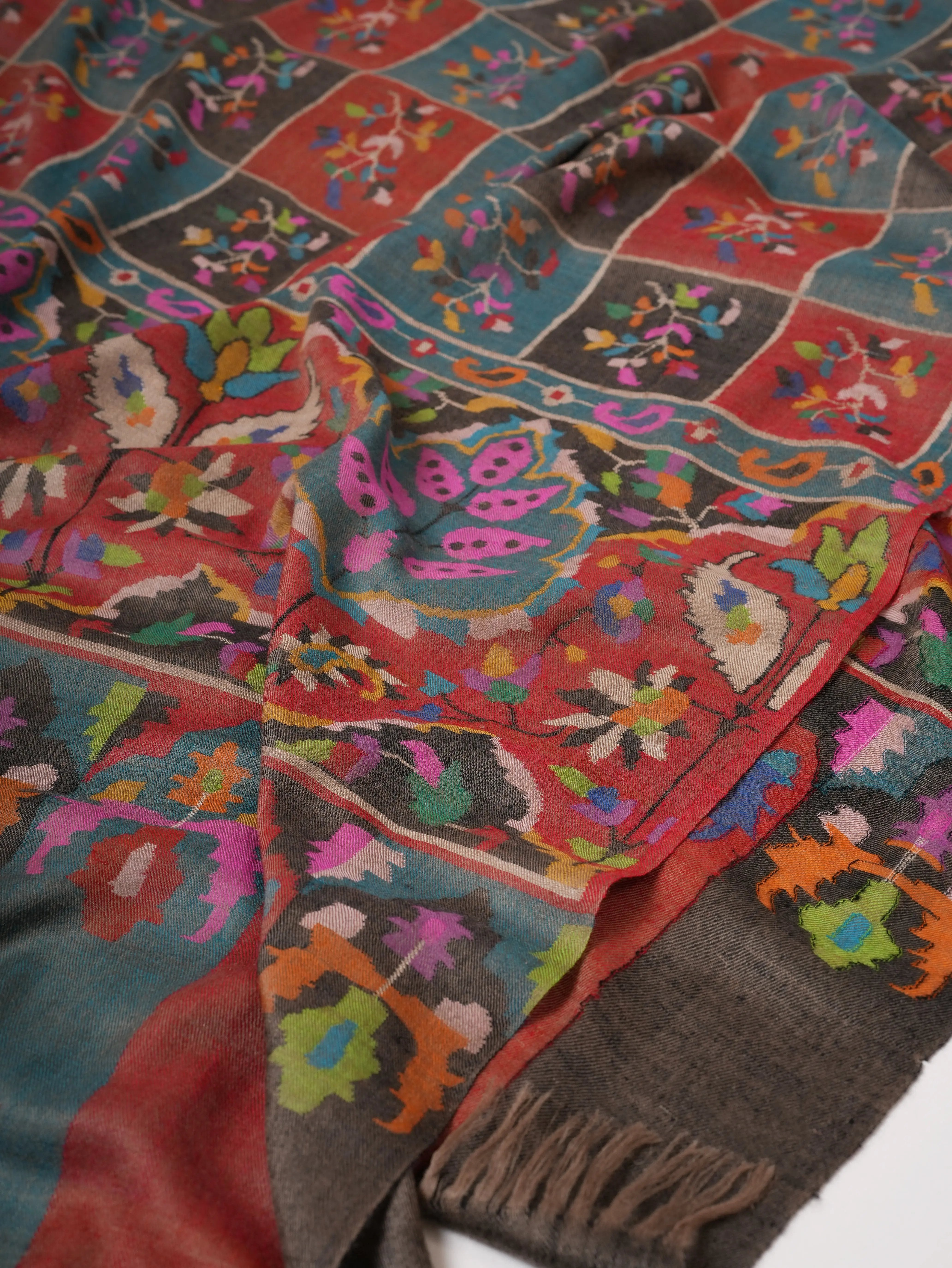 Handloomed Kashmiri Pure Kani Pashmina Shawl Shahkaar