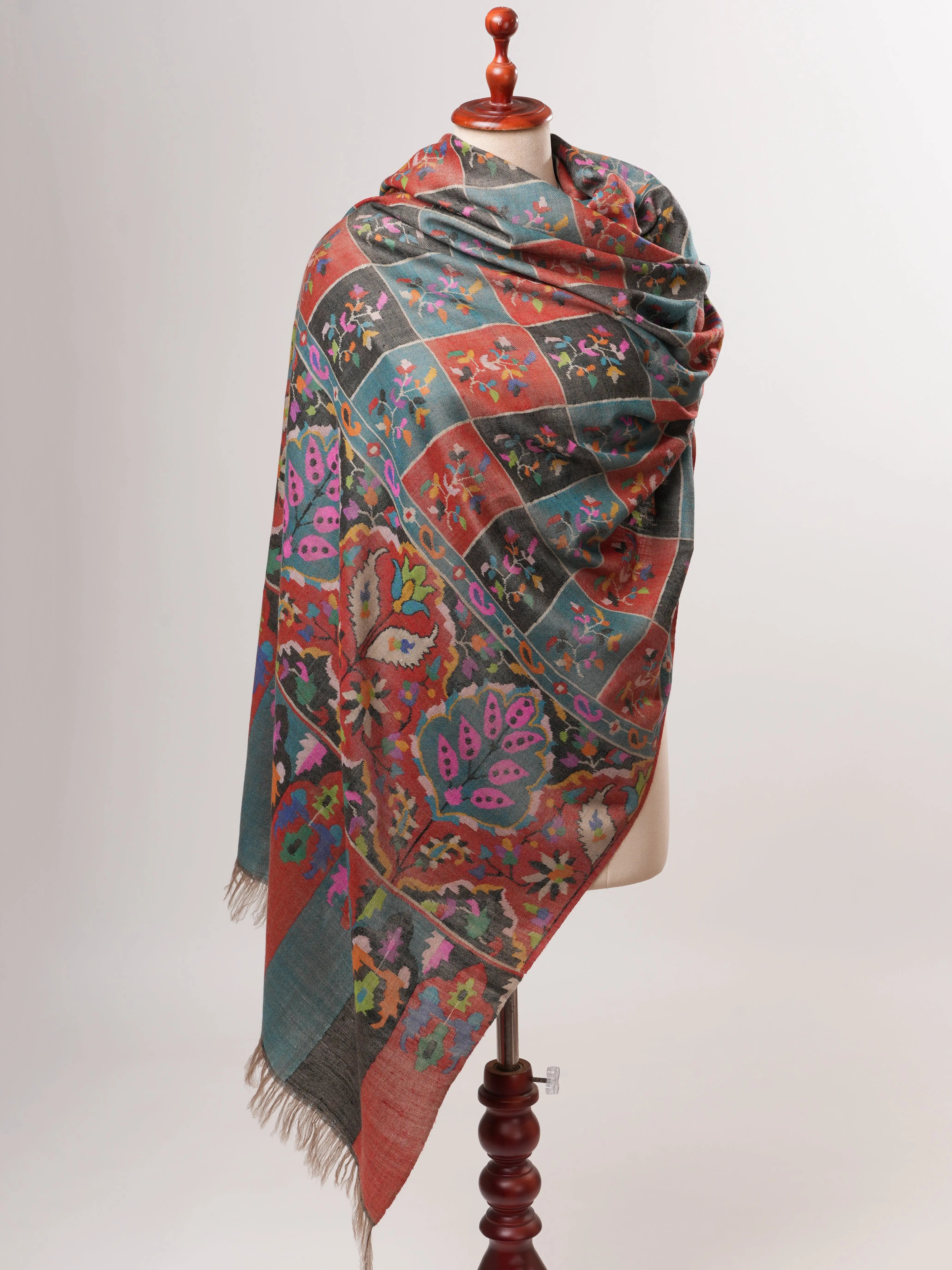 Handloomed Kashmiri Pure Kani Pashmina Shawl Shahkaar