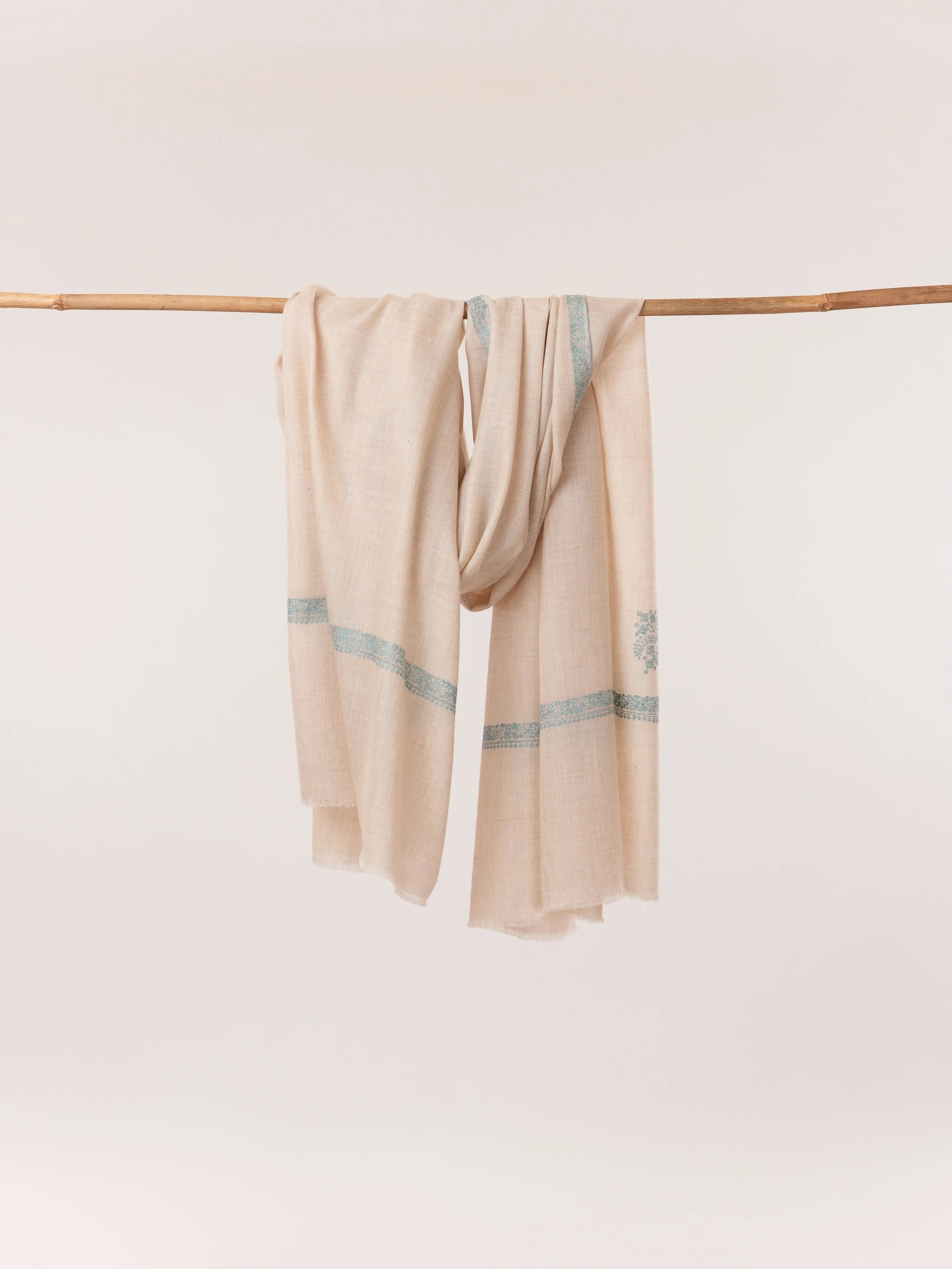 Kashmiri Natural Off White Handwoven Pashmina Shawl with Kashmiri Sozni Buteh Embroidery Shahkaar.com