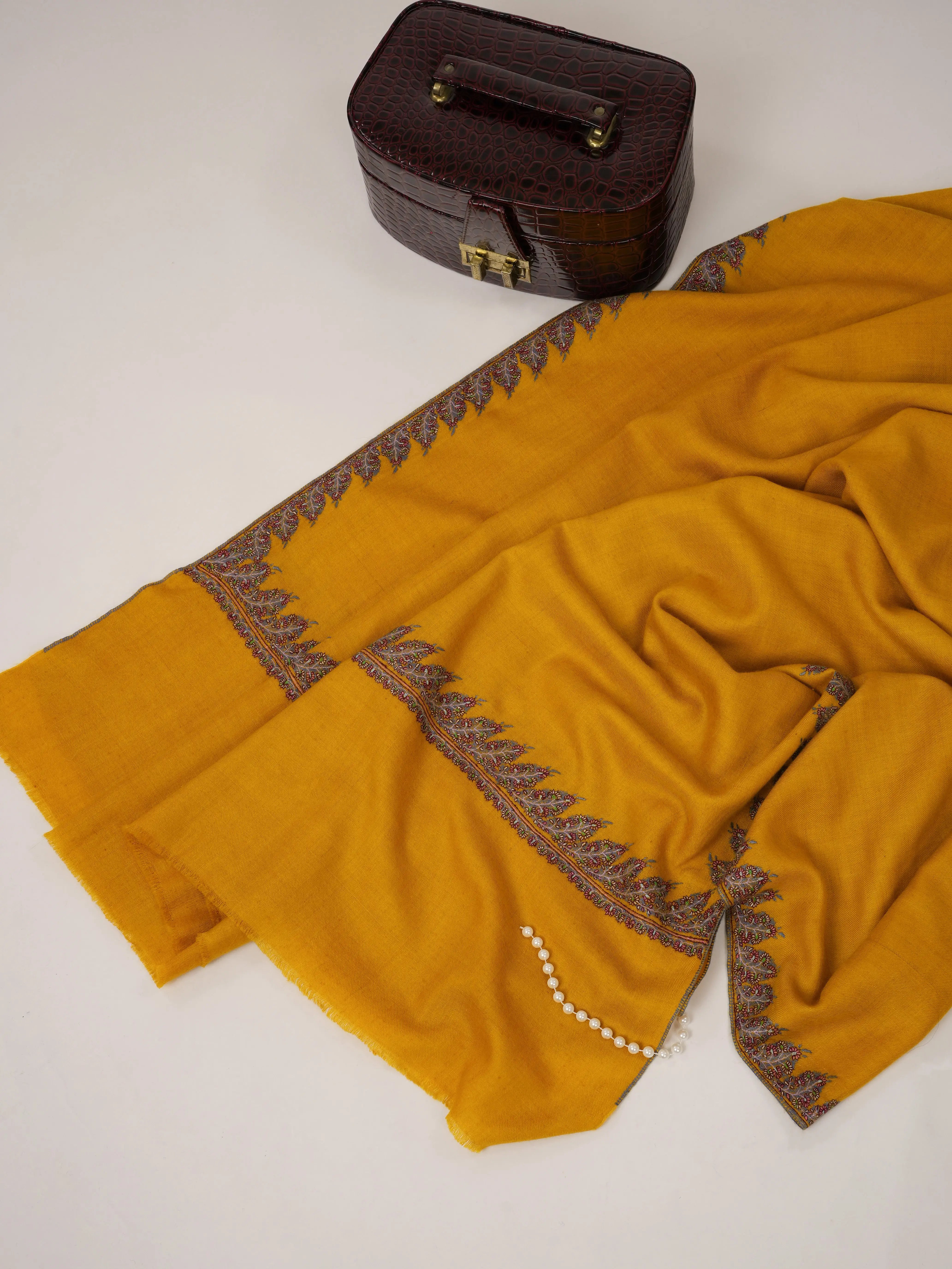 Hand Needlework Neemdaur Pure Soft Pashmina Shawl Shahkaar.com