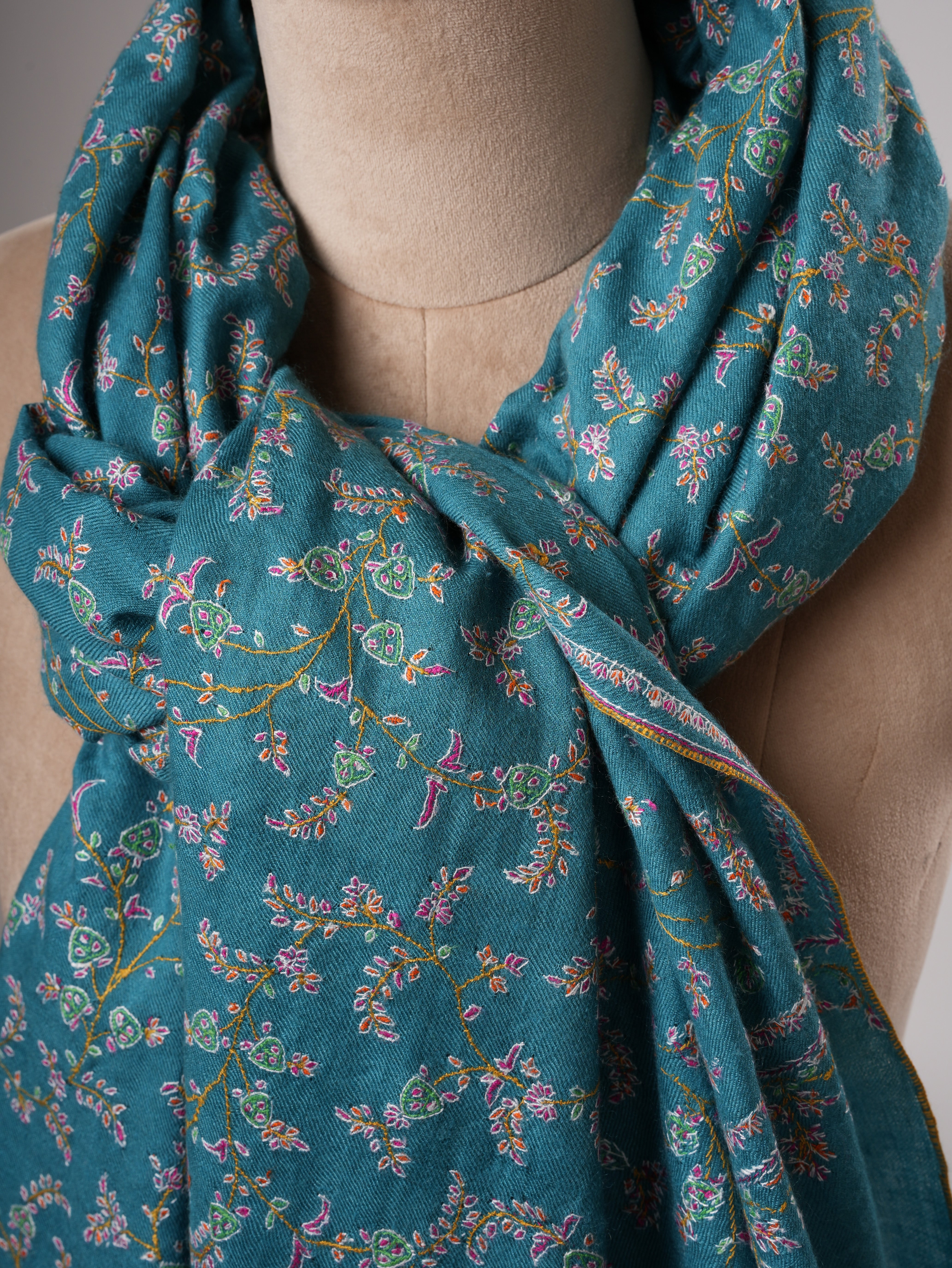 Fine Detailed Sozni Embroidered Lightweight Pashmina Shawl Shahkaar