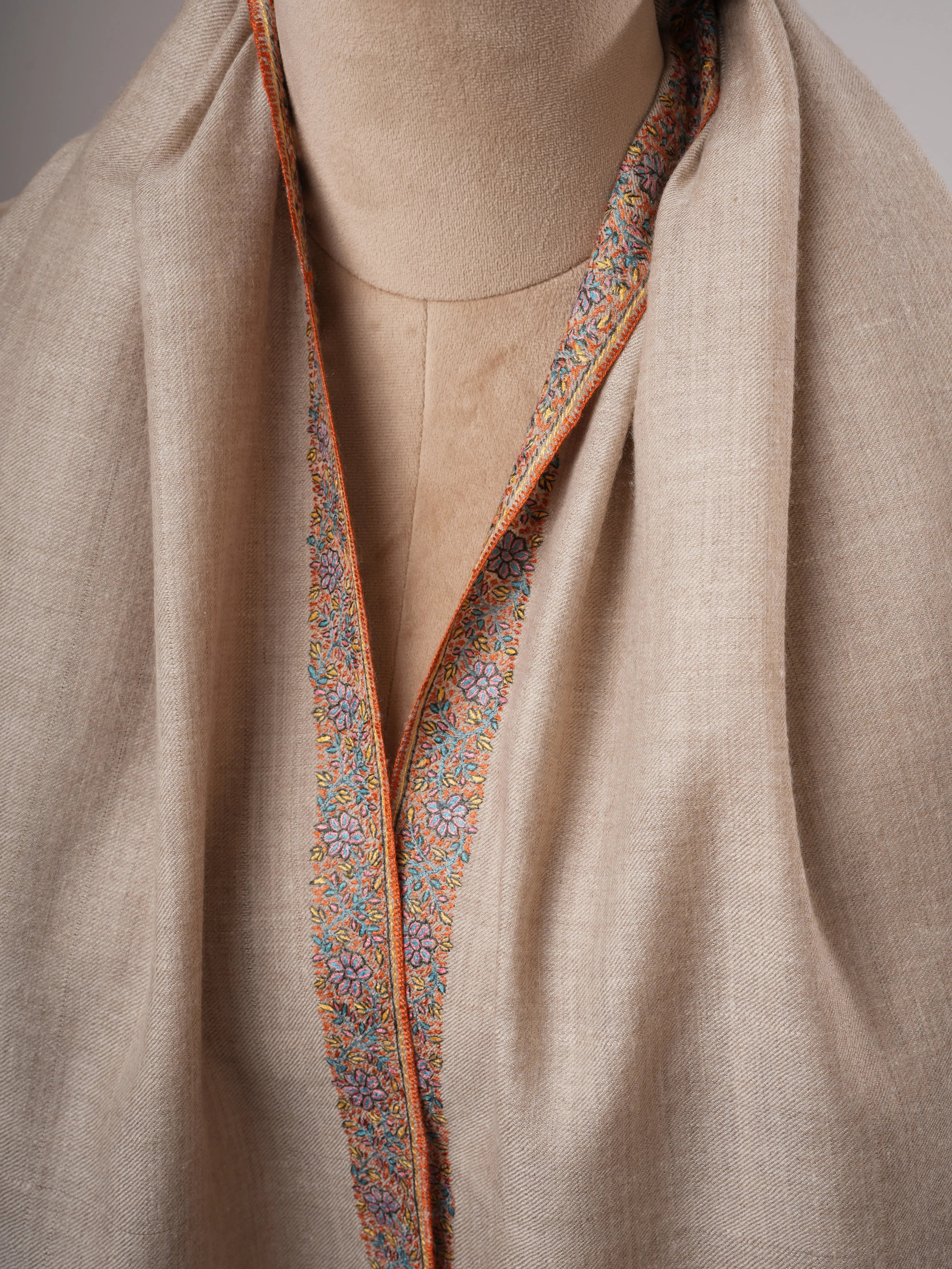 Natural Grey Kashmiri Pashmina Shawl – Hand Embroidered Hashia Border Shahkaar