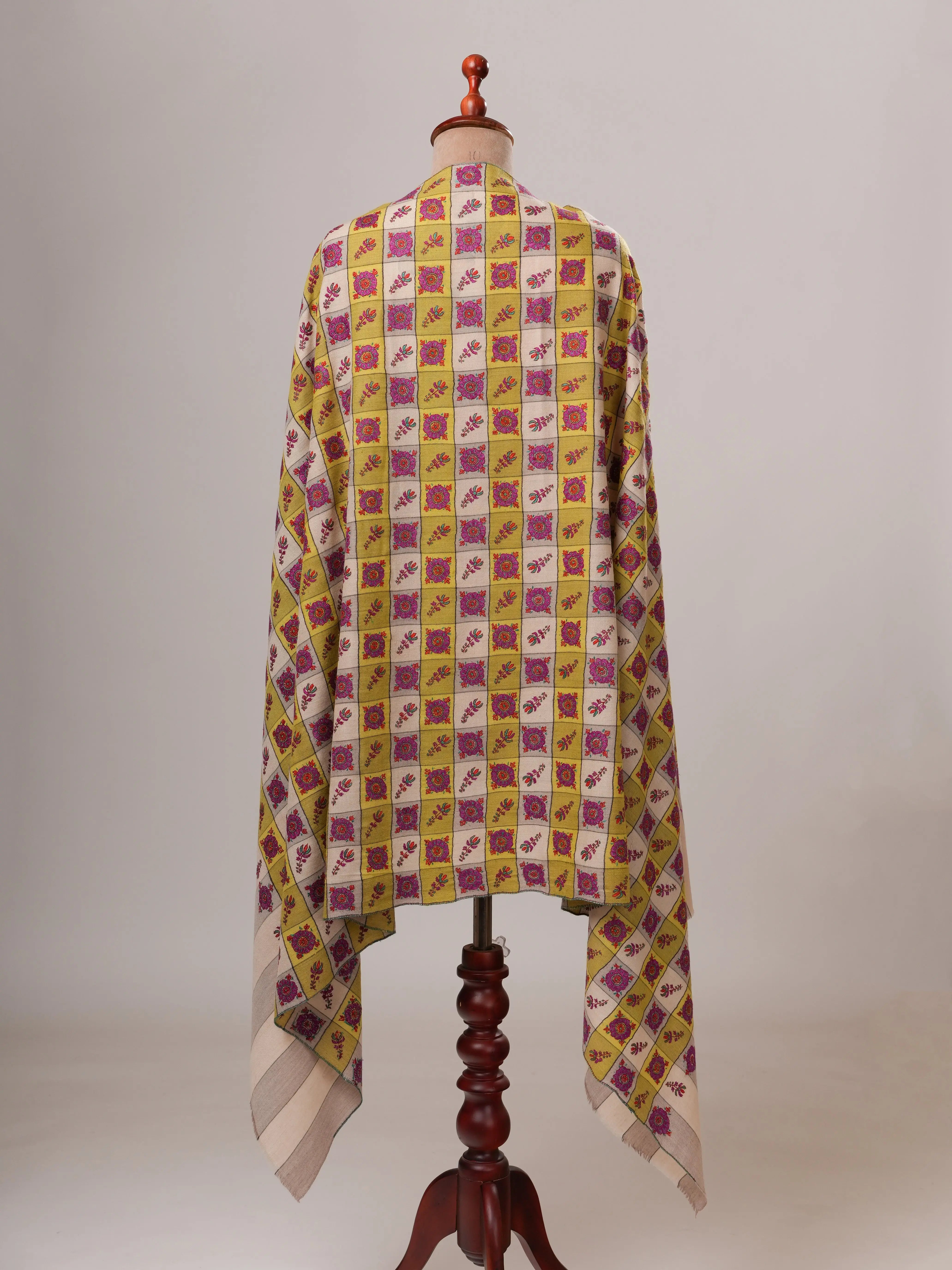 Buteh Hand Embroidered Fine Wool Shawl Shahkaar