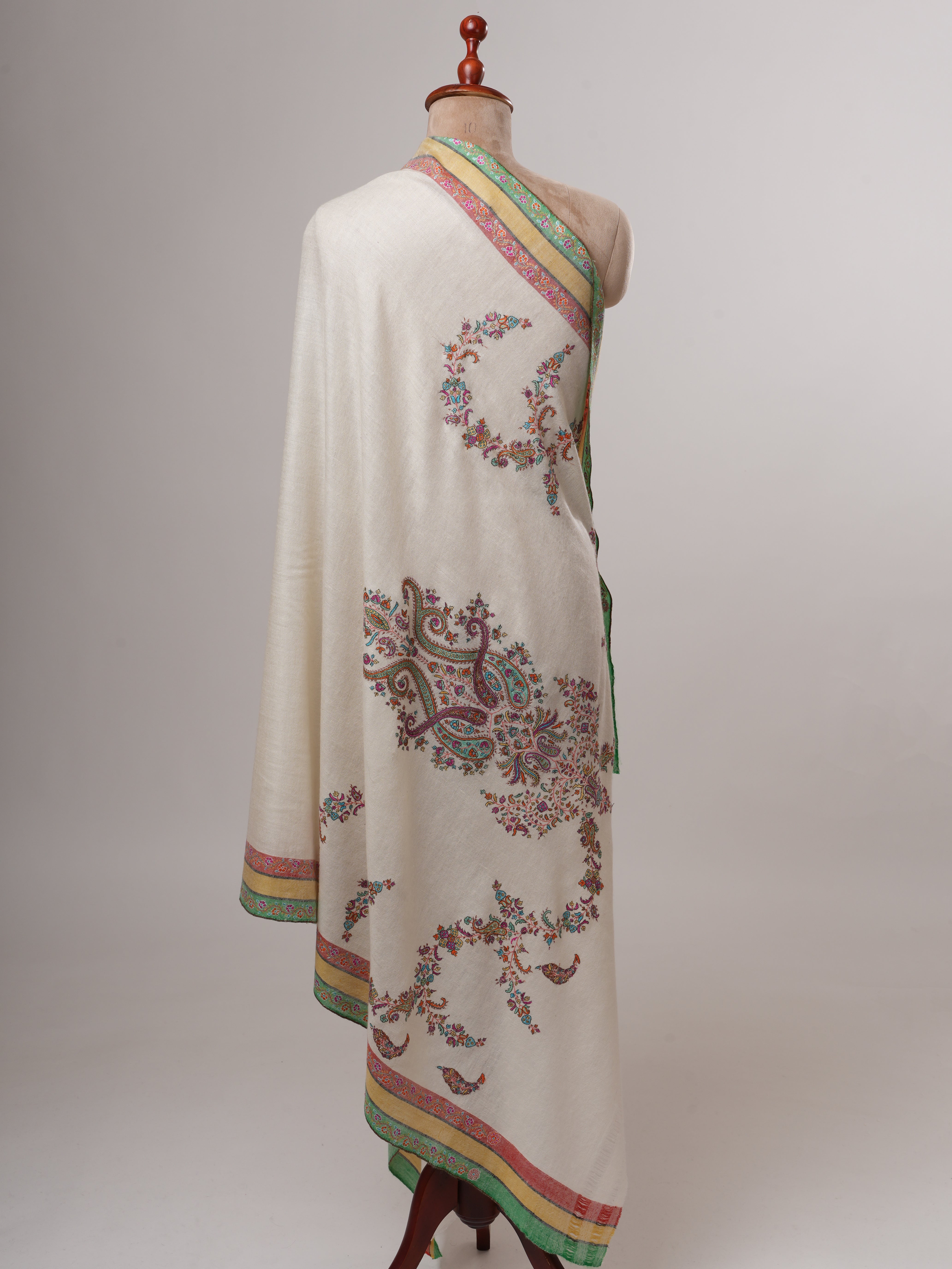 Sozni Hand Embroidered Baby Soft Kashmiri Pashmina Shawl Shahkaar