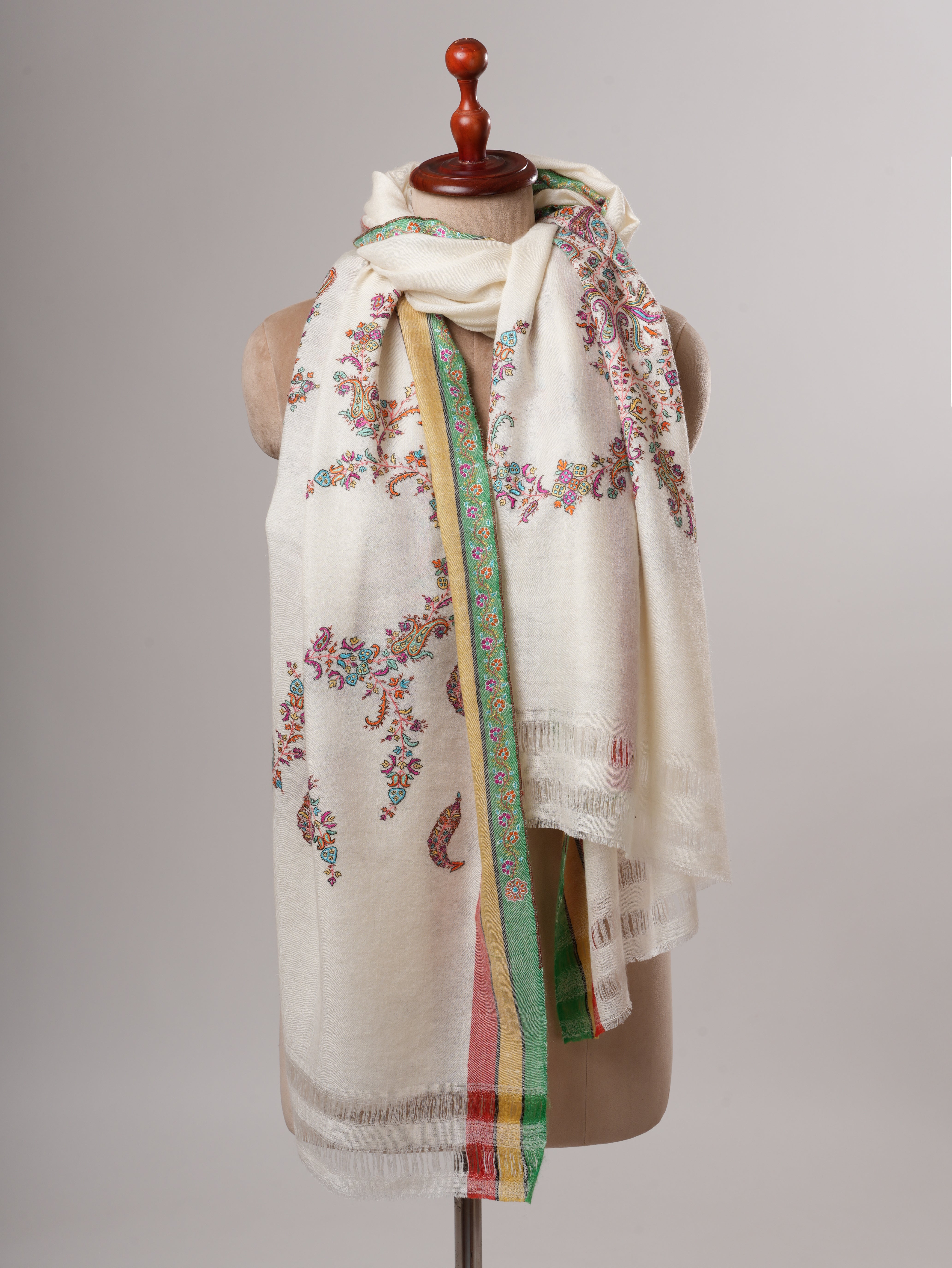 Sozni Hand Embroidered Baby Soft Kashmiri Pashmina Shawl Shahkaar
