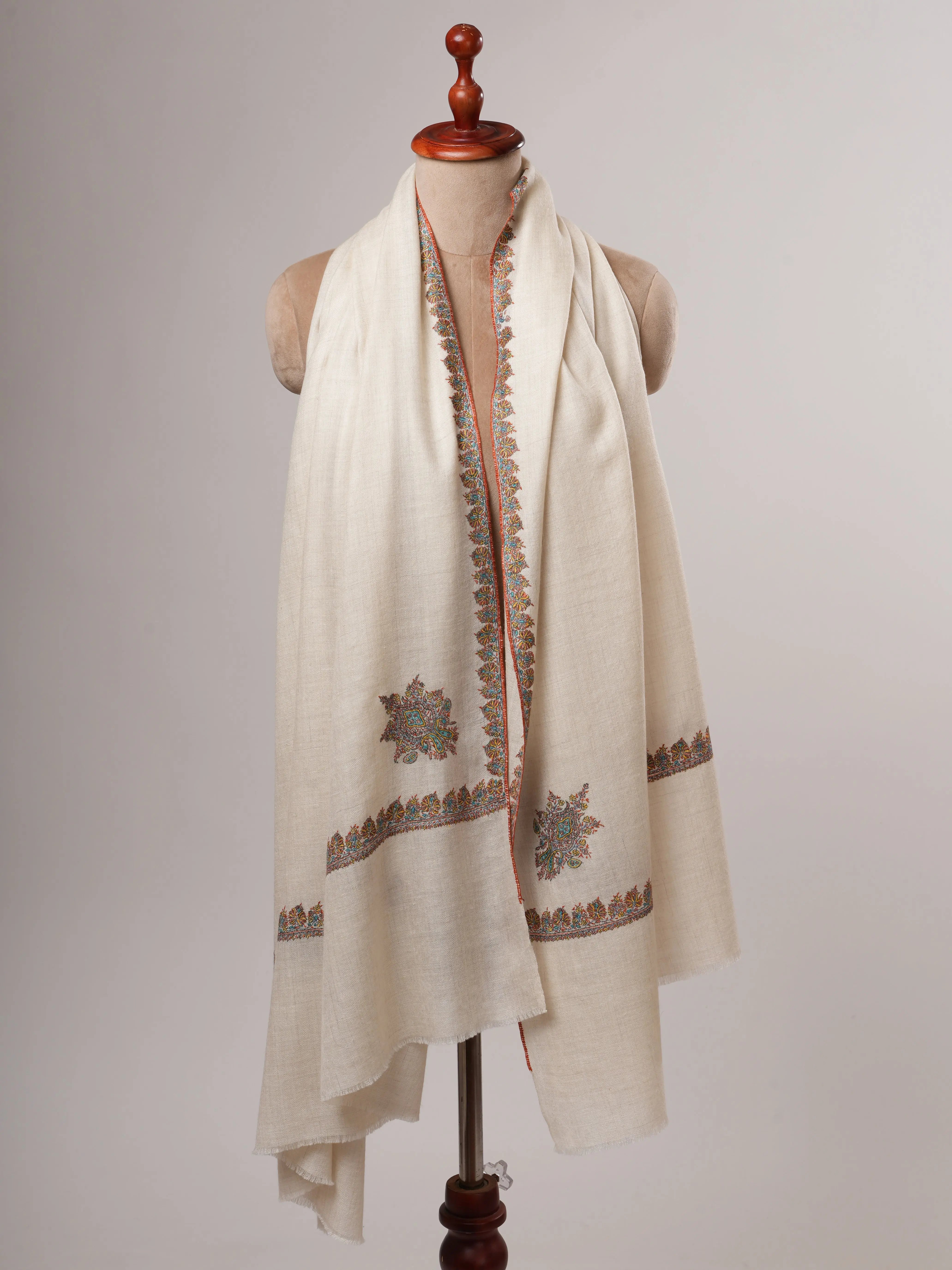 Natural Ivory Baby Soft Pashmina Shawl – Hand Embroidered Hashia Border Shahkaar