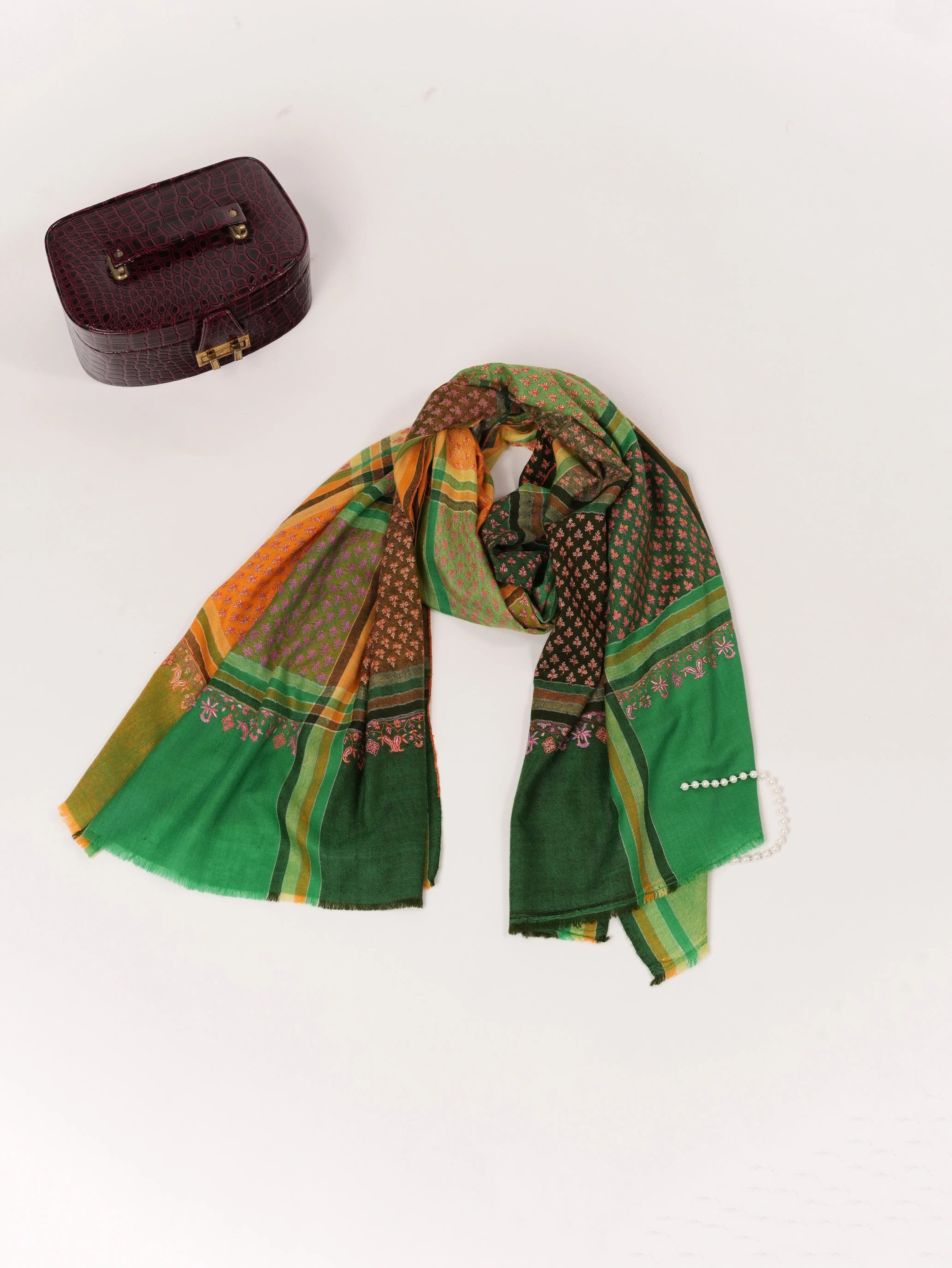 Handembroidered Handwoven Baby Soft Pure Pashmina Shawl Shahkaar.com