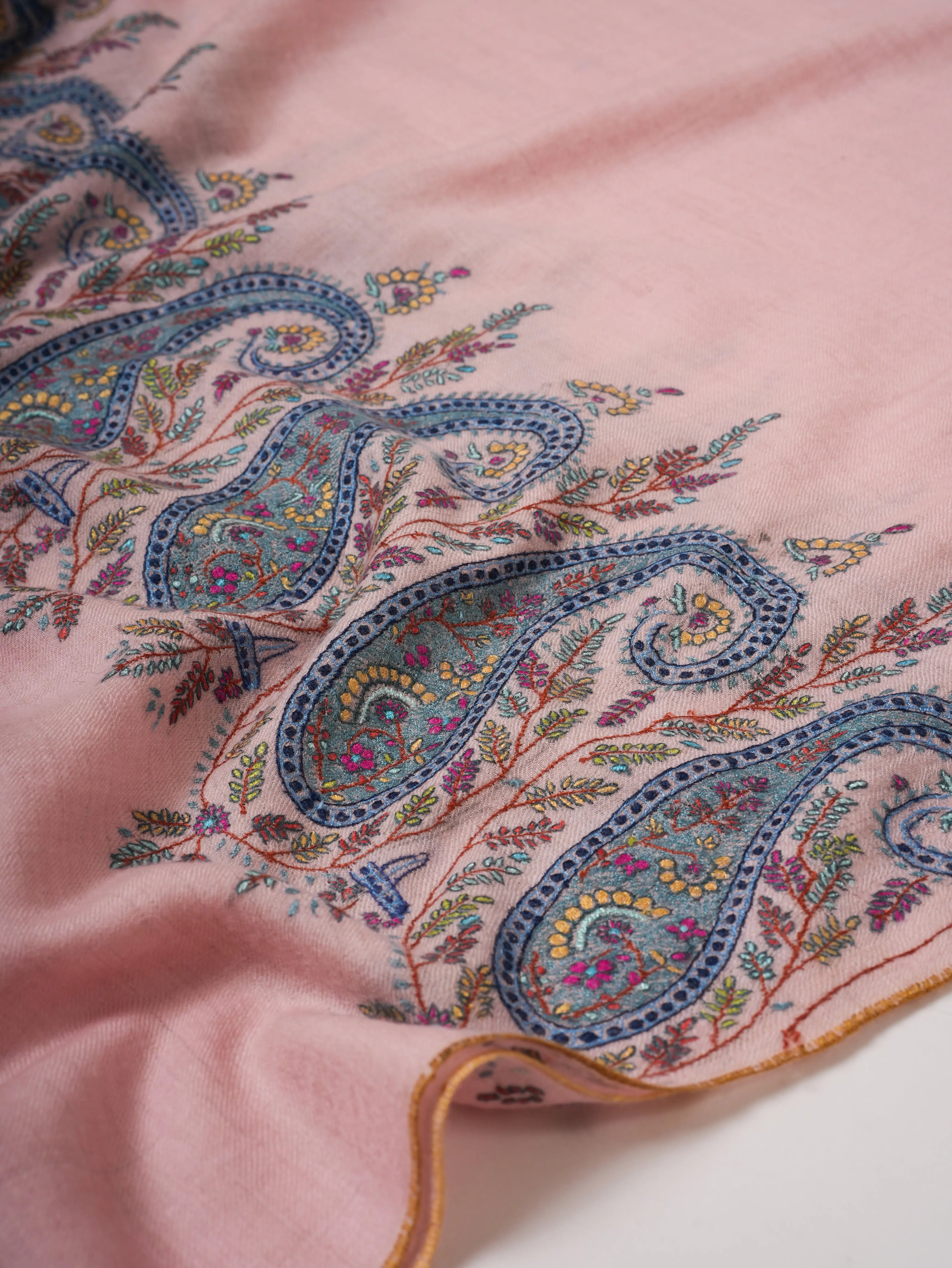 Pink Pashmina Shawl – Hand-Embroidered Paisley Palla Design Shahkaar