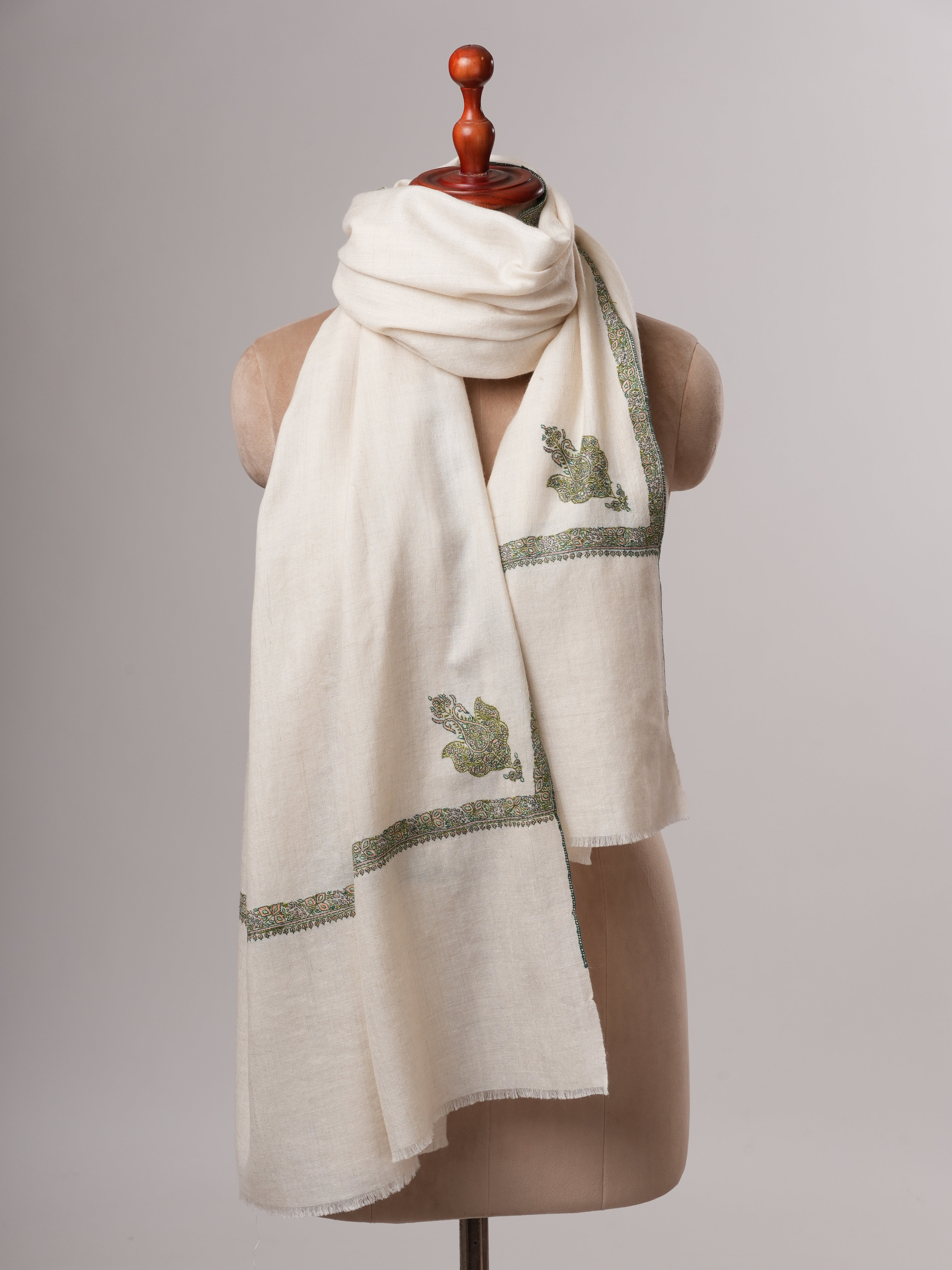 Hashia Sozni Embroidered Shahkaar Pashmina Shawl Shahkaar