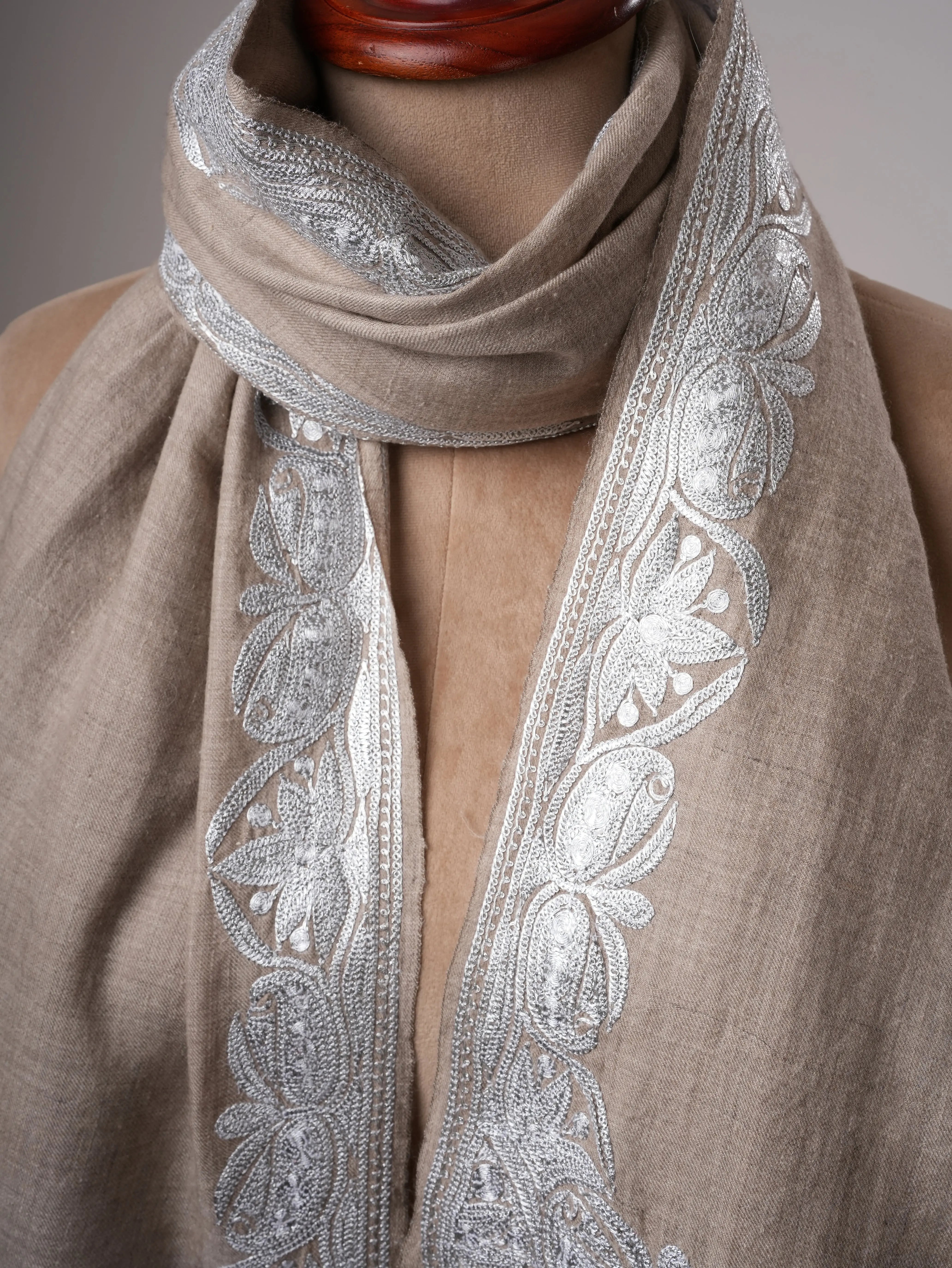 Handwoven Grey Pashmina Shawl Featuring Silver Tilla Embellishments Shahkaar