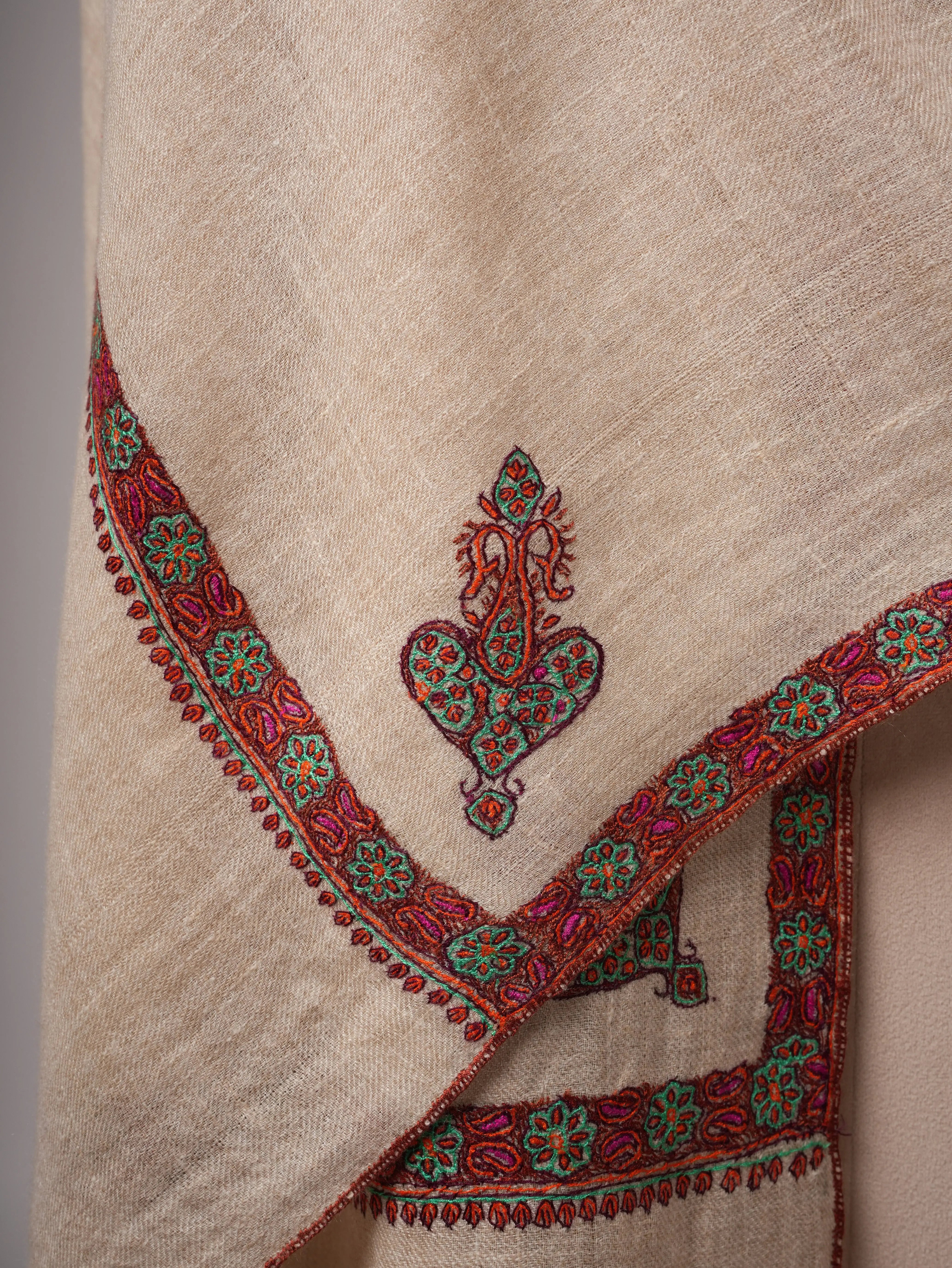 Off-White Pure Cashmere Scarf with Hashia Sozni Embroidery Shahkaar