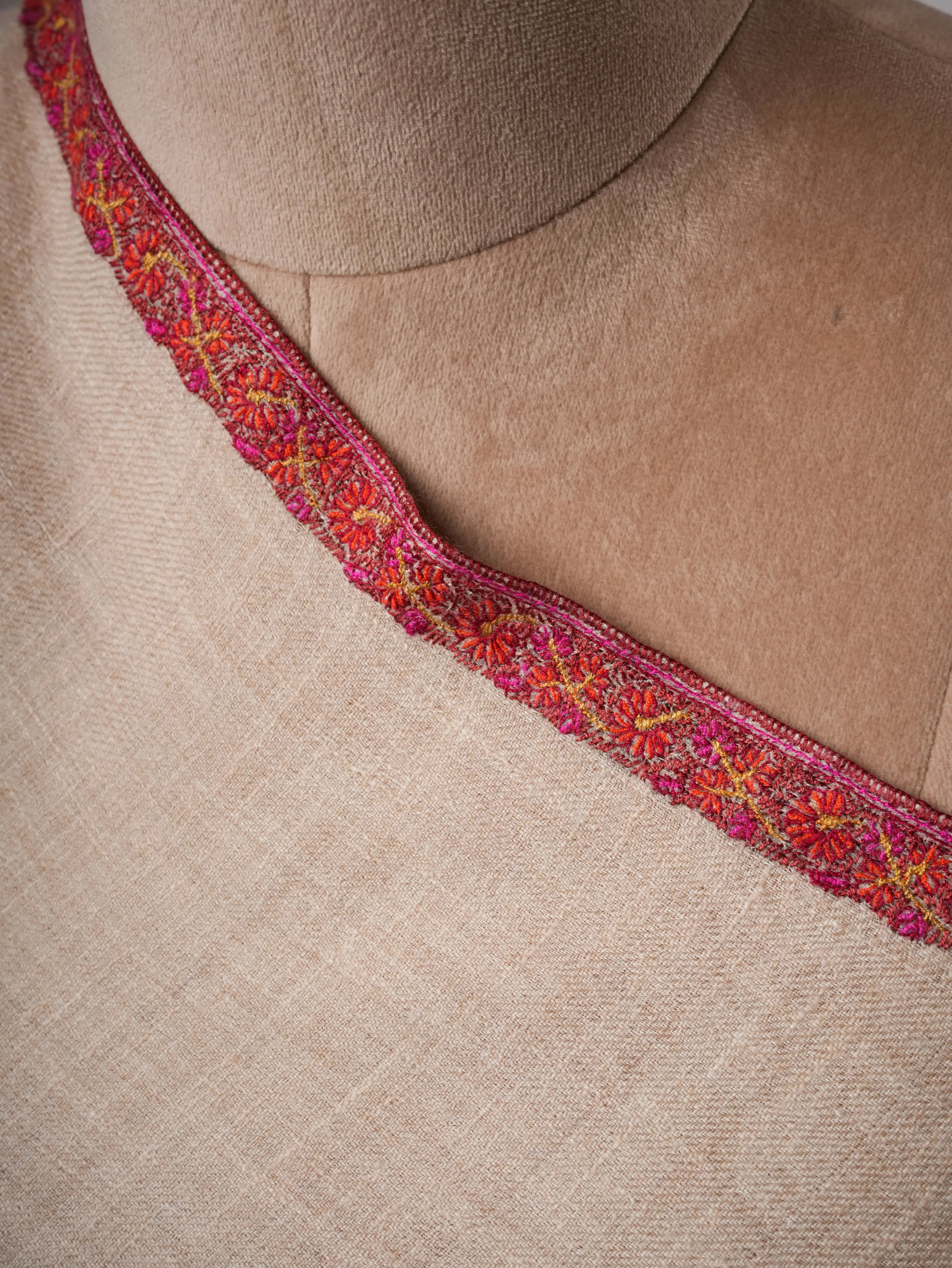 Off White Soft Pashmina Shawl with Hashia Hand Embroidery Shahkaar