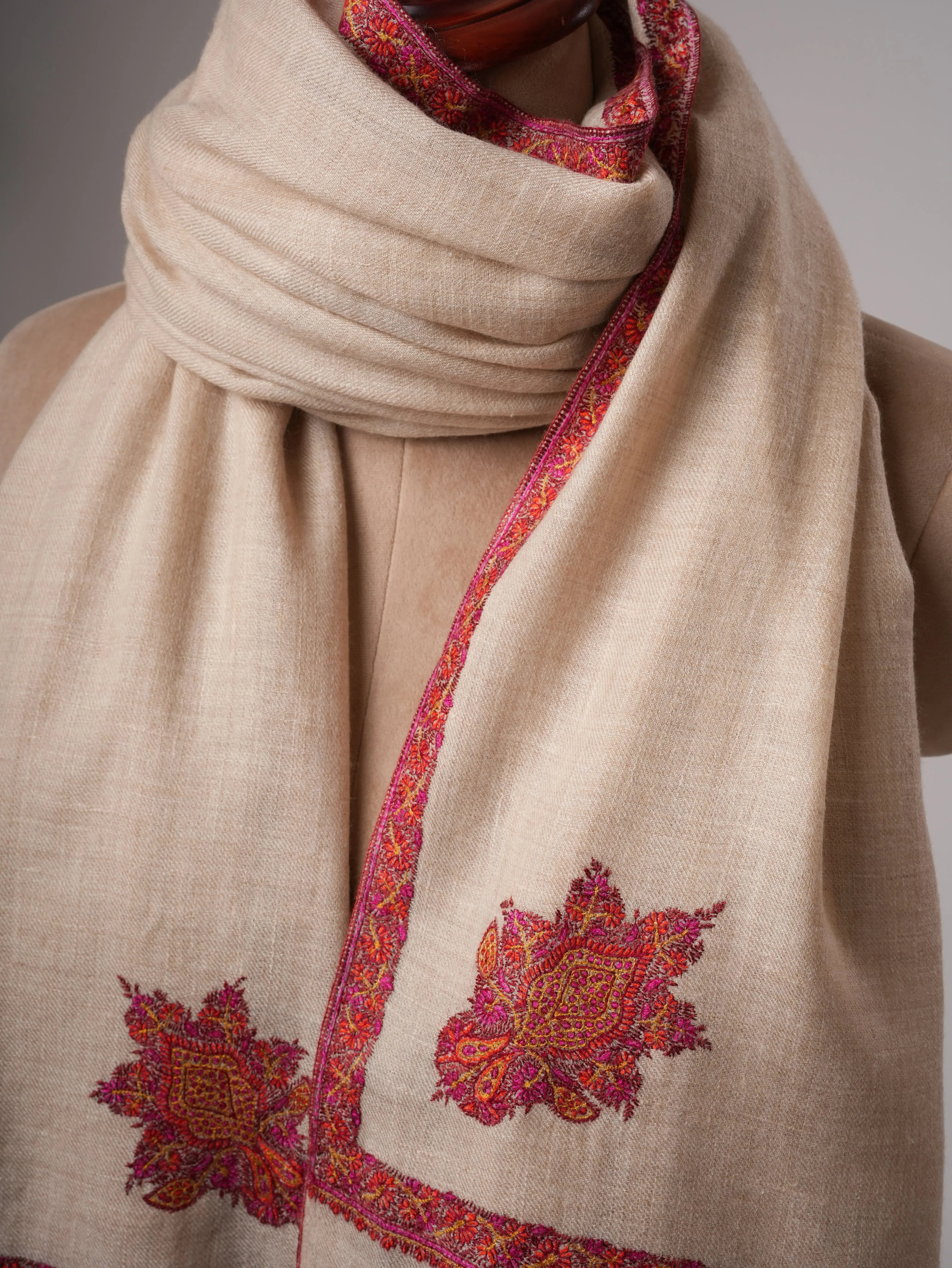 Off White Soft Pashmina Shawl with Hashia Hand Embroidery Shahkaar