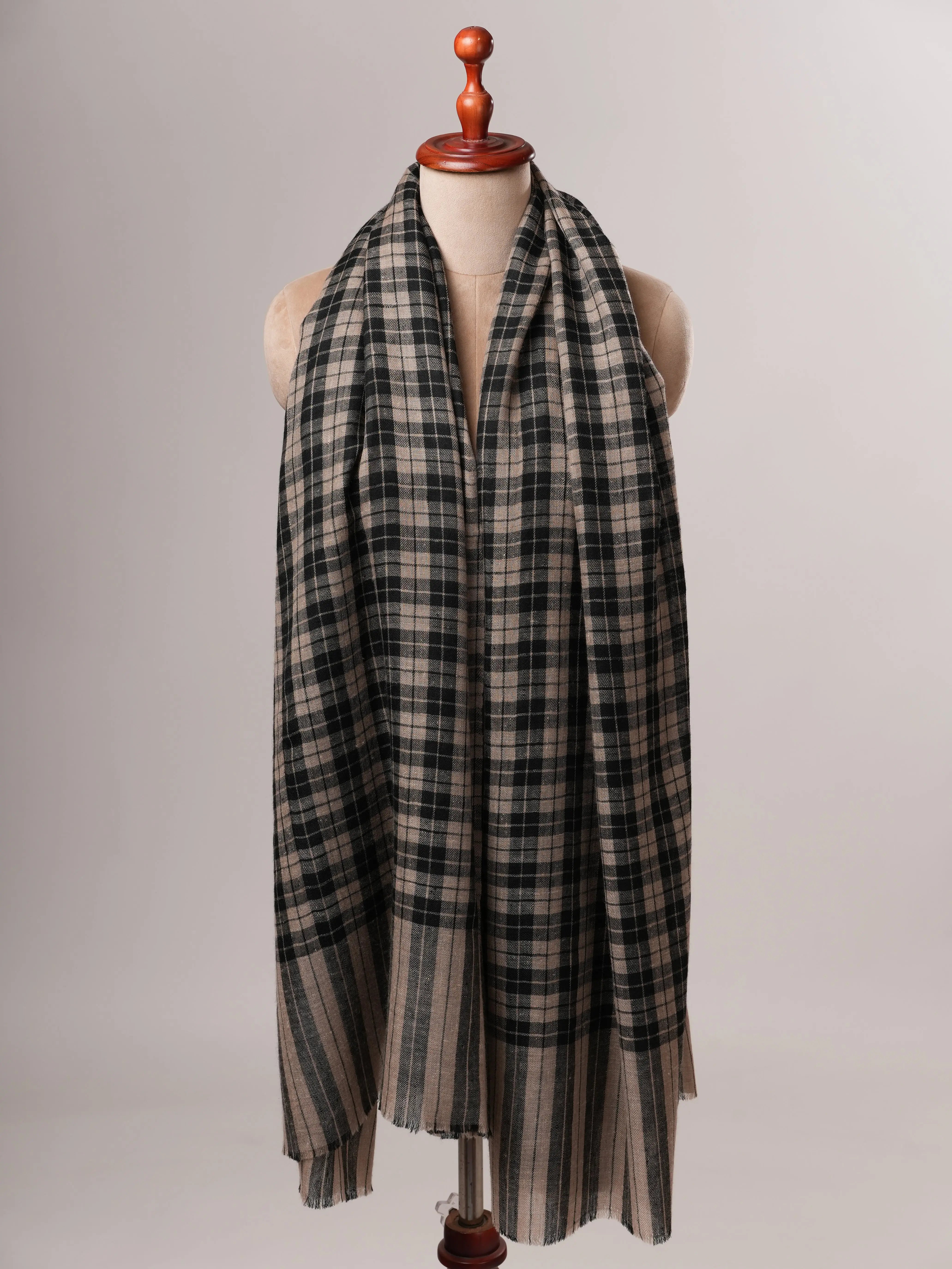 Handloomed Black and Grey Check Pashmina Shawl Shahkaar