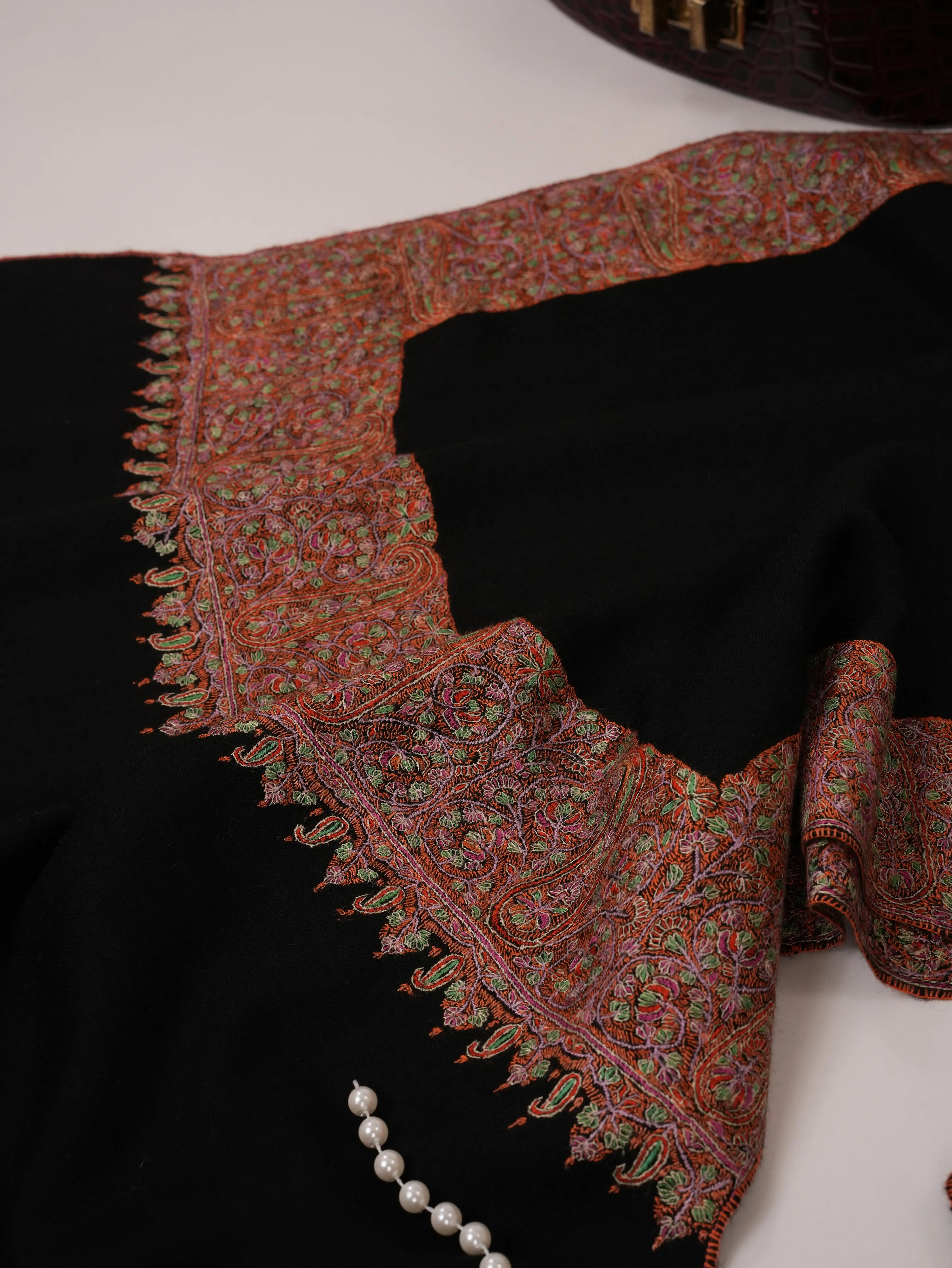 Black Sozni Classic Daurdar Hand Embroidered Pure Pashmina Shawl Shahkaar.com