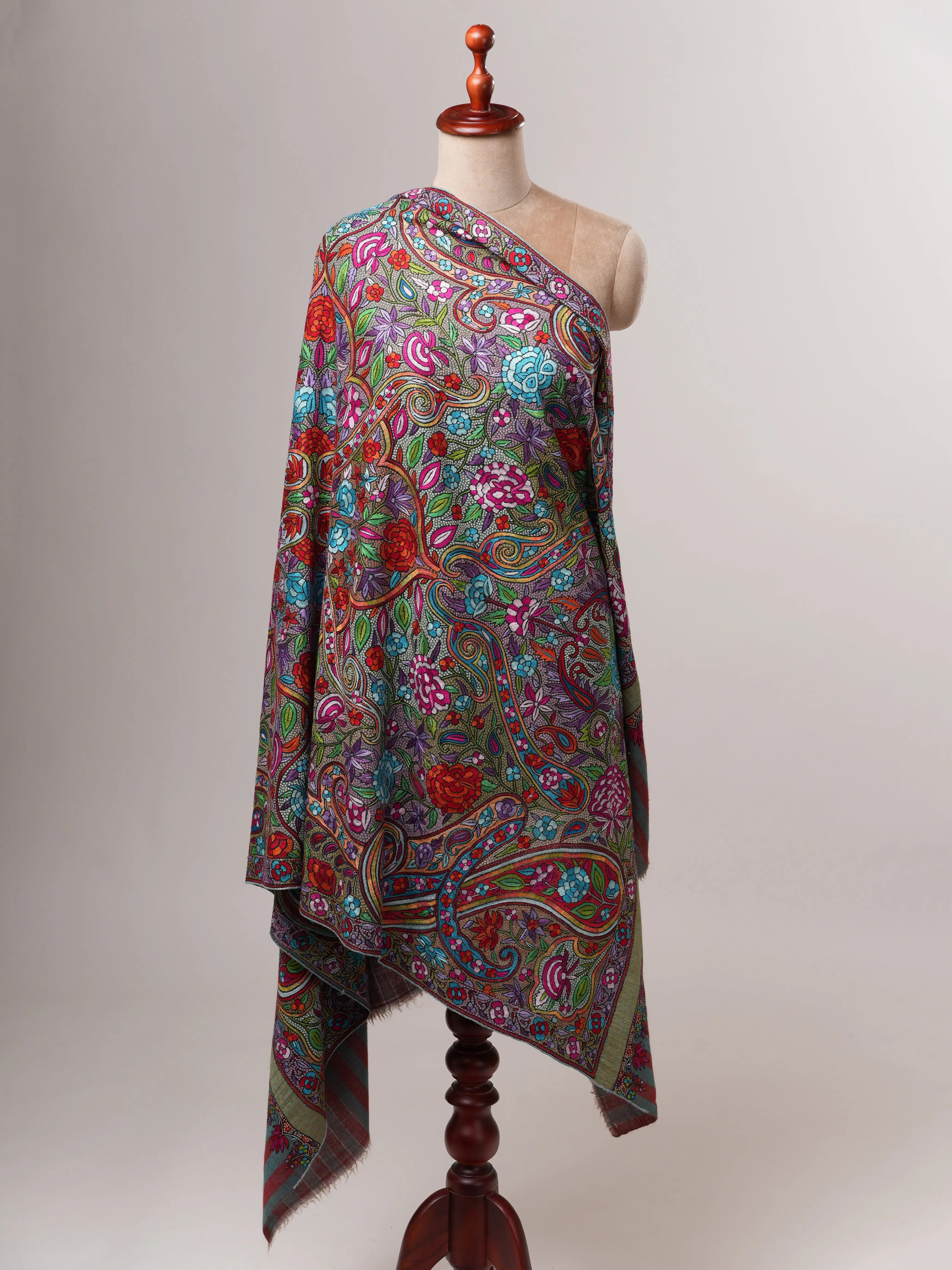 Handwoven Pashmina Jamavar Shawl with Papermachie Detailing Shahkaar