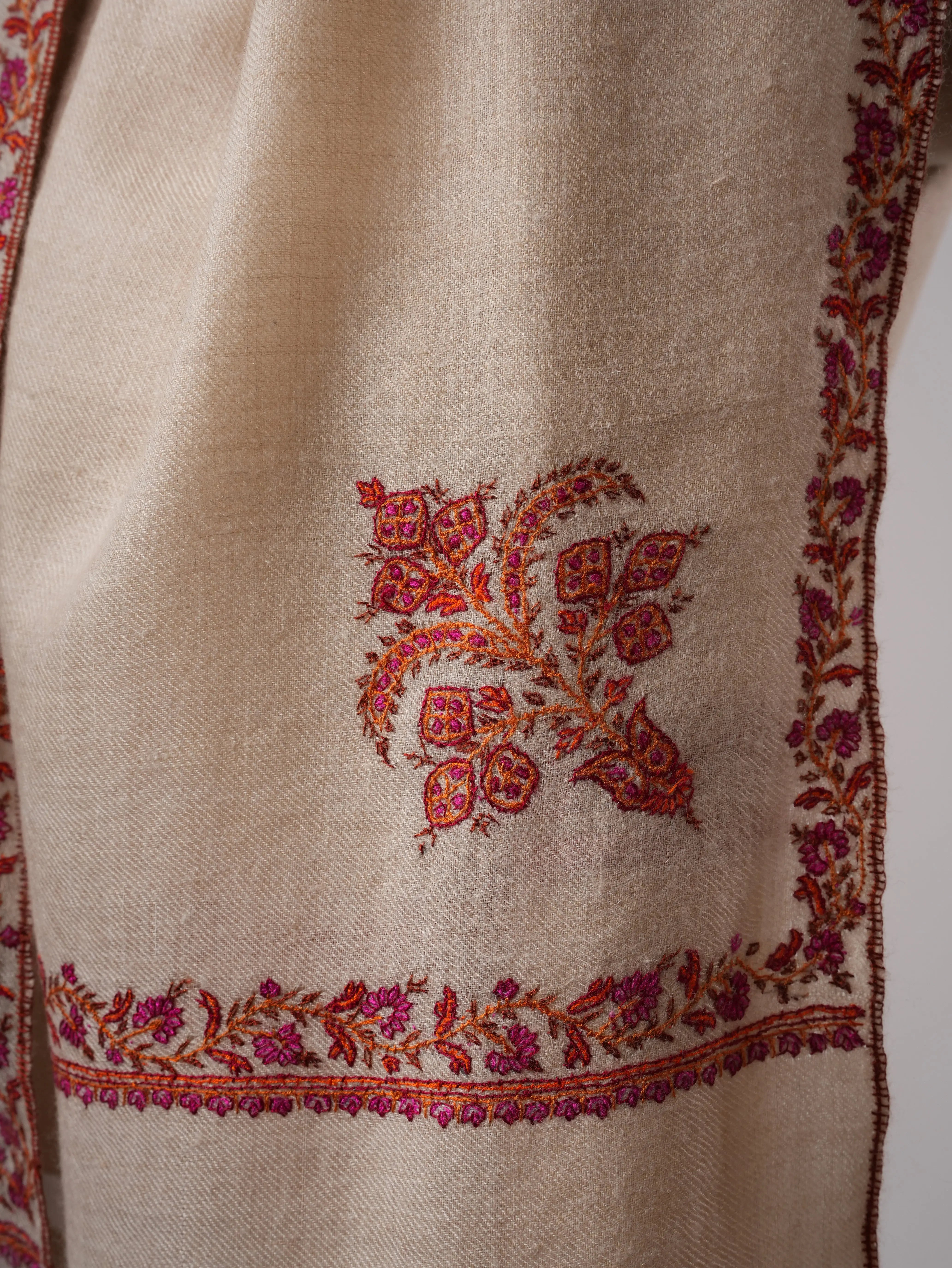 Handcrafted Offwhite Baby Soft Cashmere Scarf with Hashia Embroidery Shahkaar