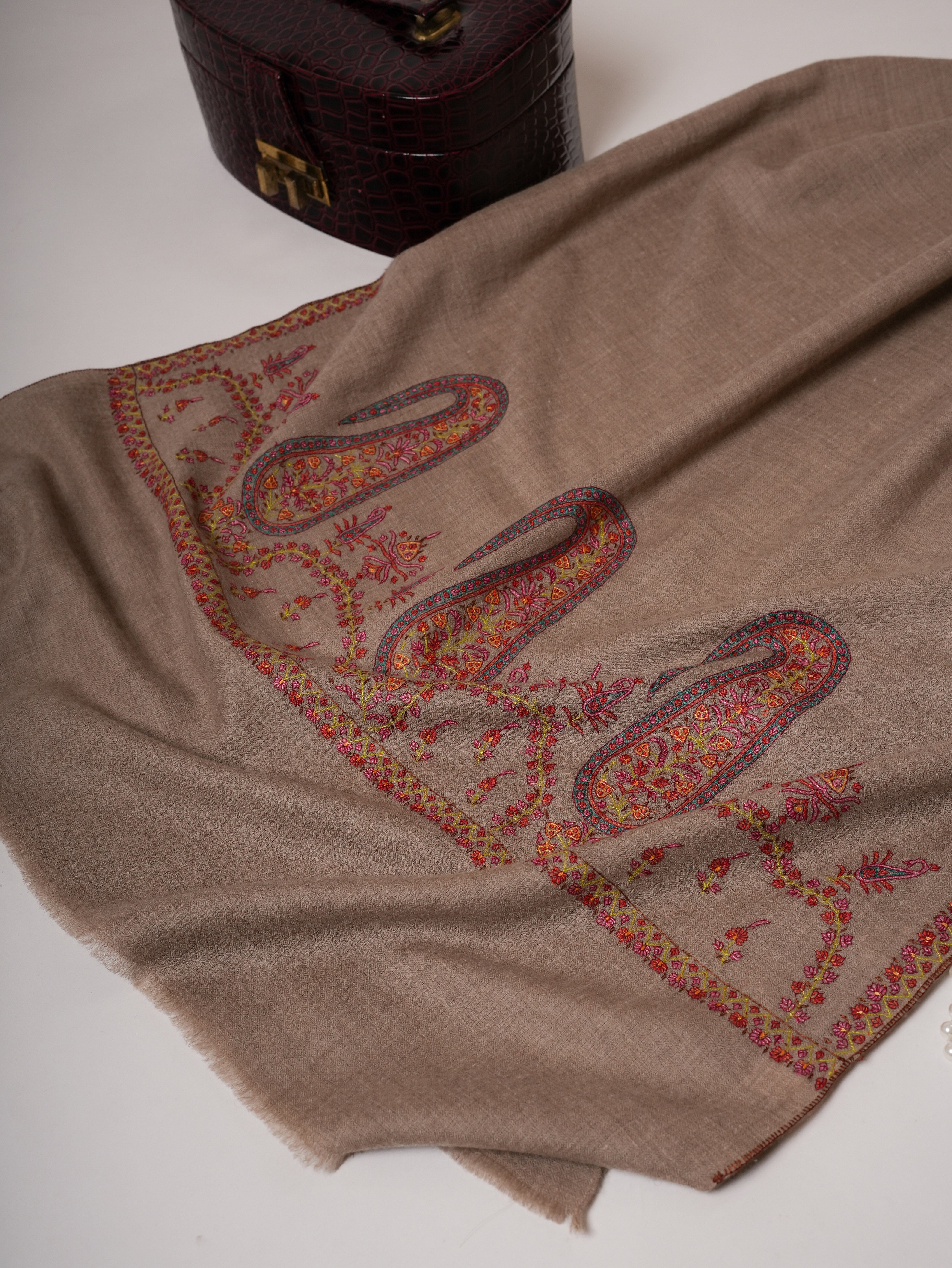 Artisan Crafted Grey Cashmere Scarf Featuring Detailed Palla Handwork Shahkaar