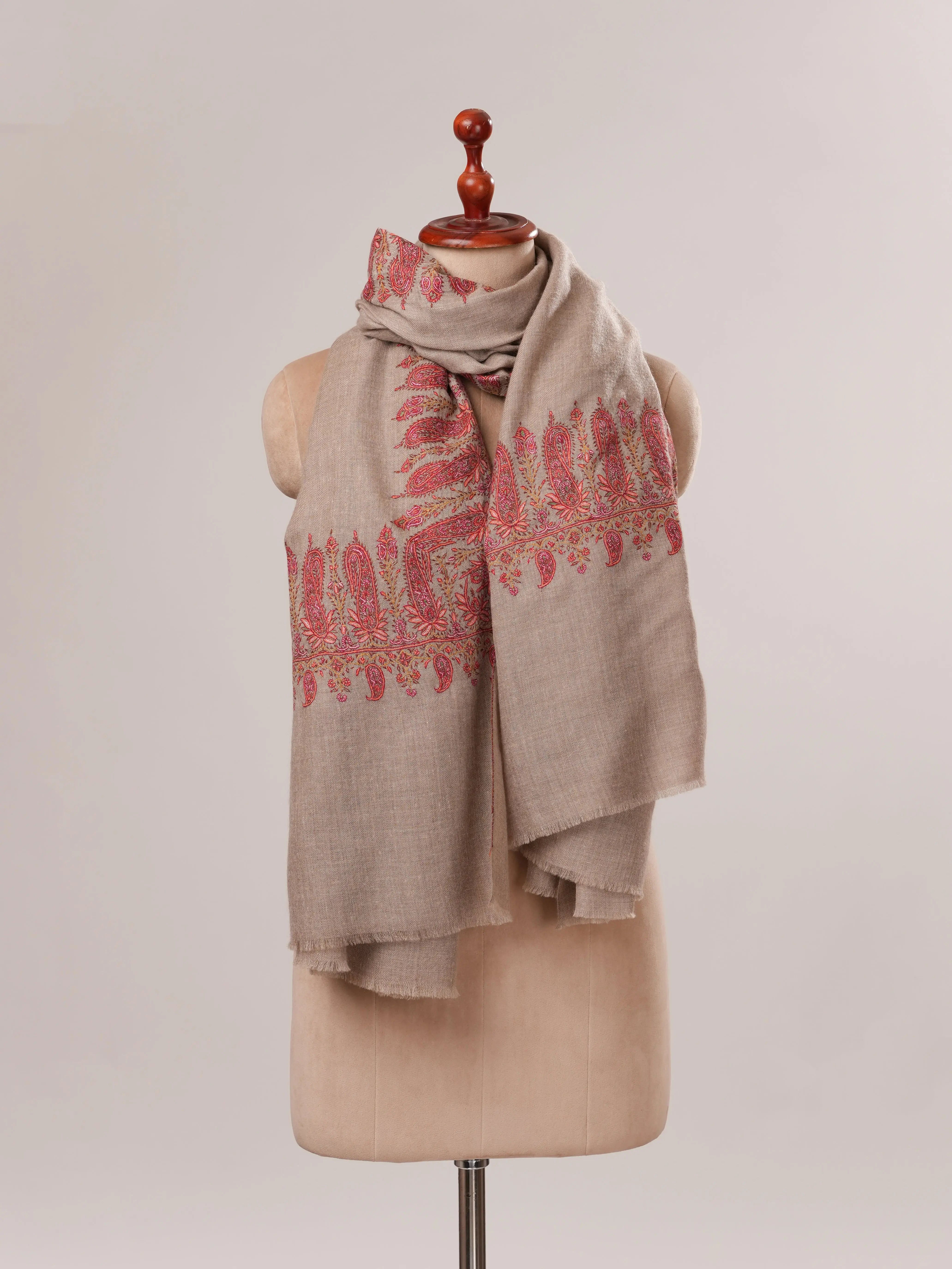 Natural Grey Paisley Daurdar Hand Embroidered Pure Pashmina Shawl Shahkaar.com