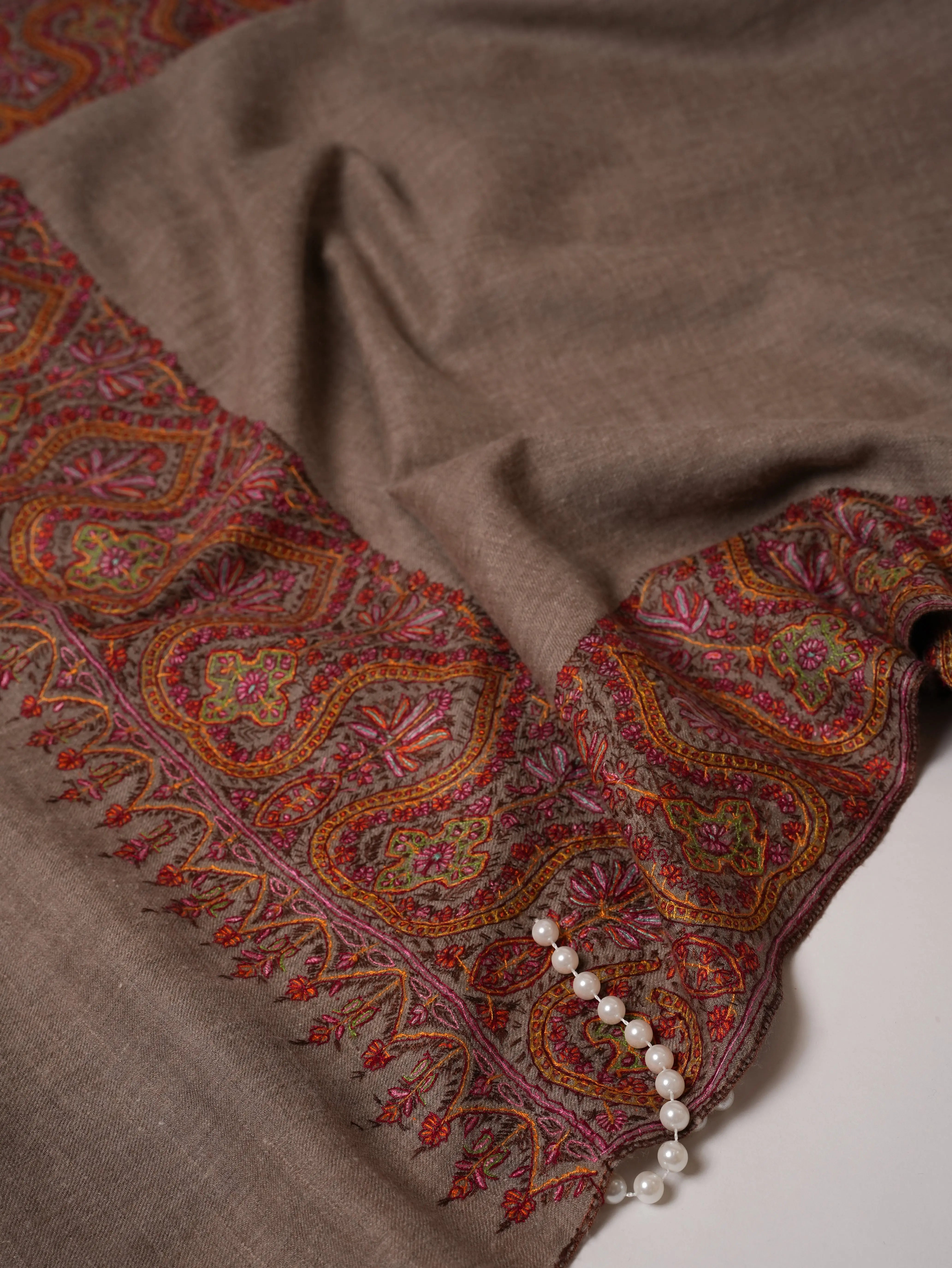Natural Grey Pashmina Shawl with Daurdar Hand Embroidery Shahkaar.com