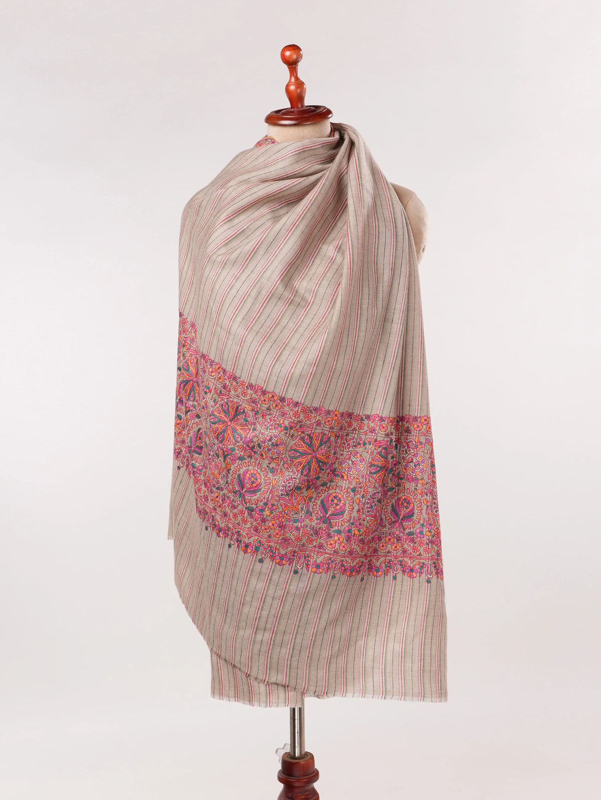 Pashmina Handwoven Shawl with Palldar Hand Papermachie Embroidery Shahkaar.com