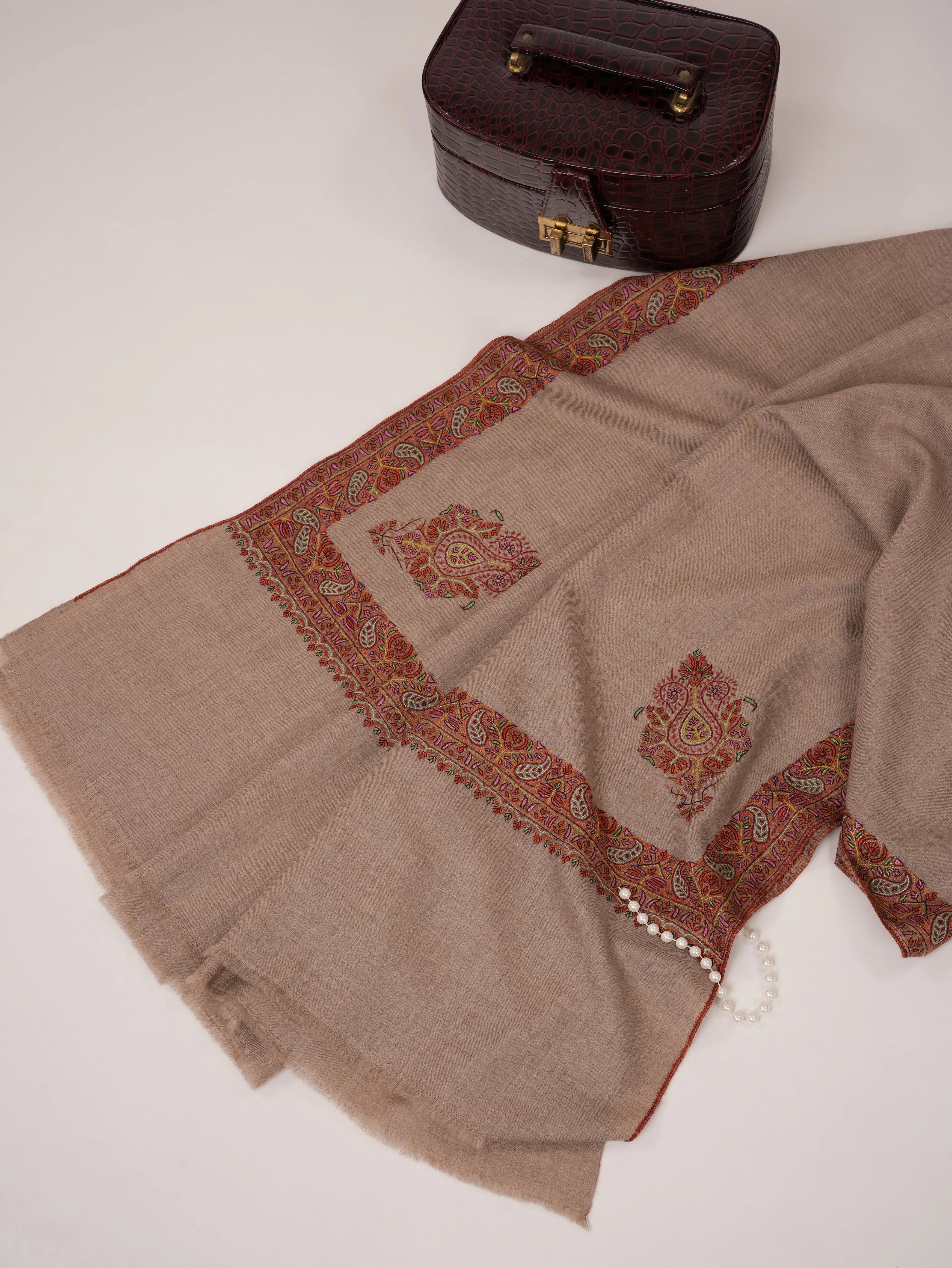 Classic Hand Embroidered Pure Pashmina Shawl with Daur & Koon Motif Shahkaar.com
