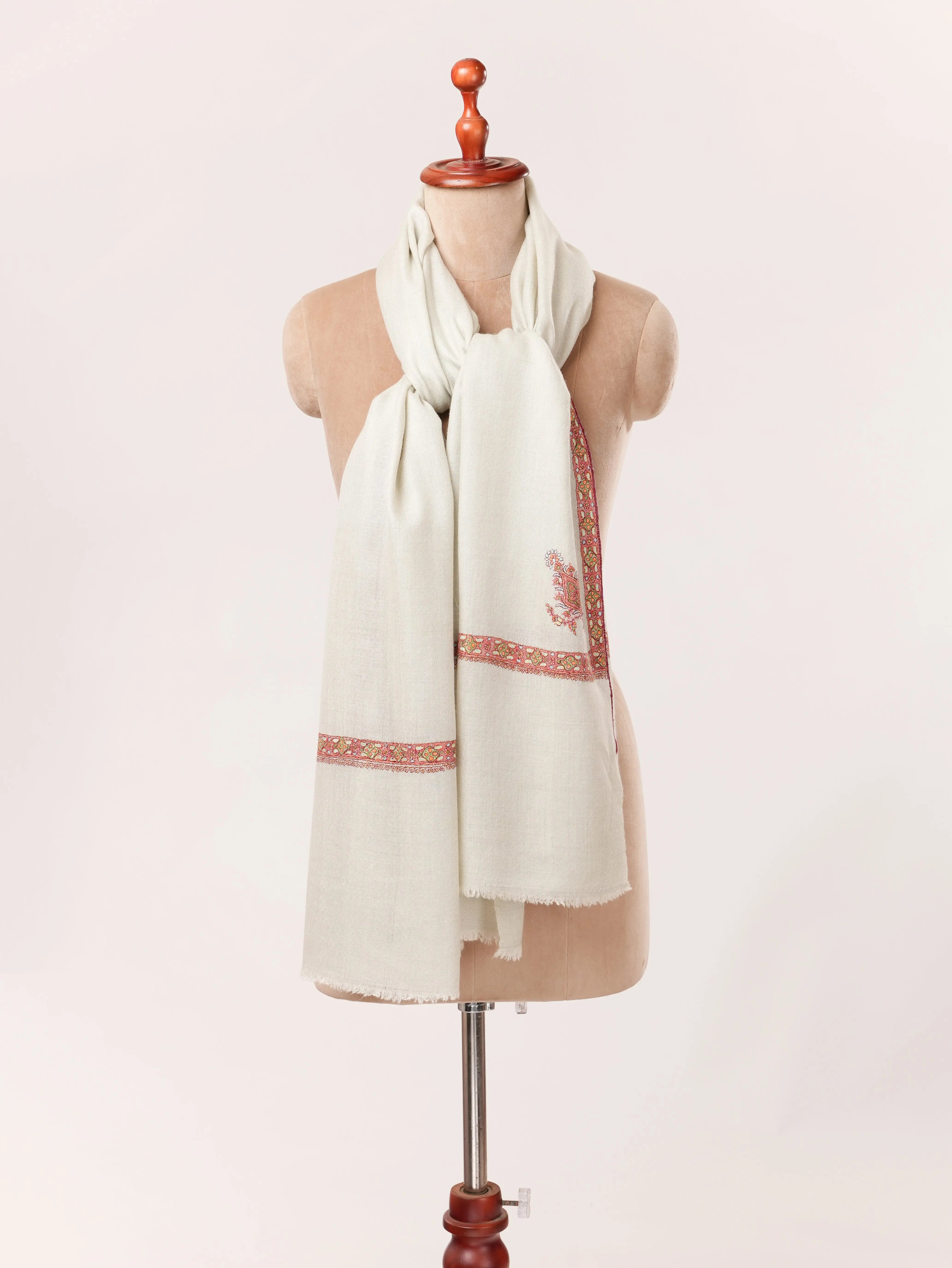 Hashia Kashmiri Handwoven White Pashmina Shawl with Sozni Work Embroidery Shahkaar.com